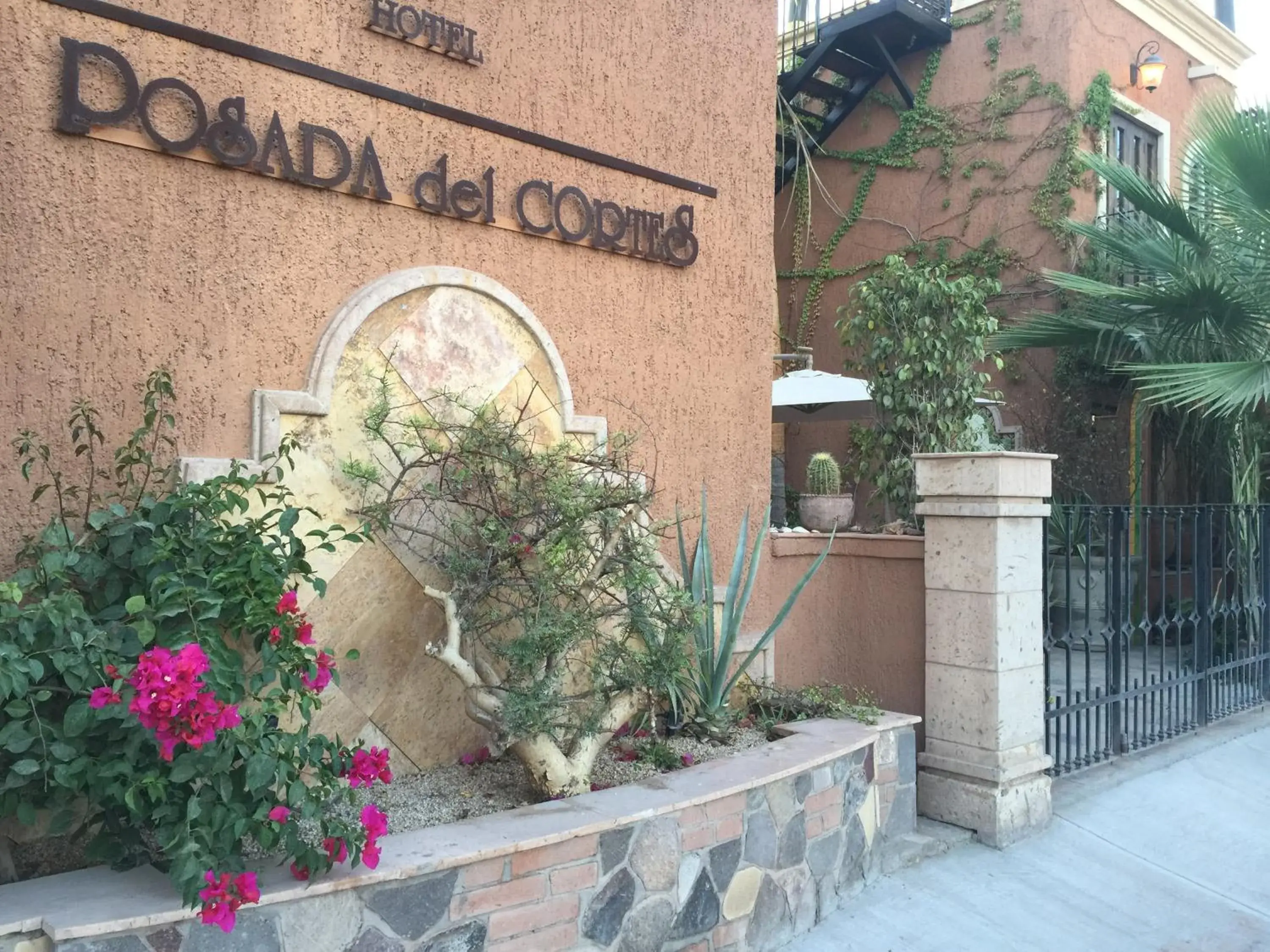 Property building in Posada del Cortes Property building in Posada del Cortes