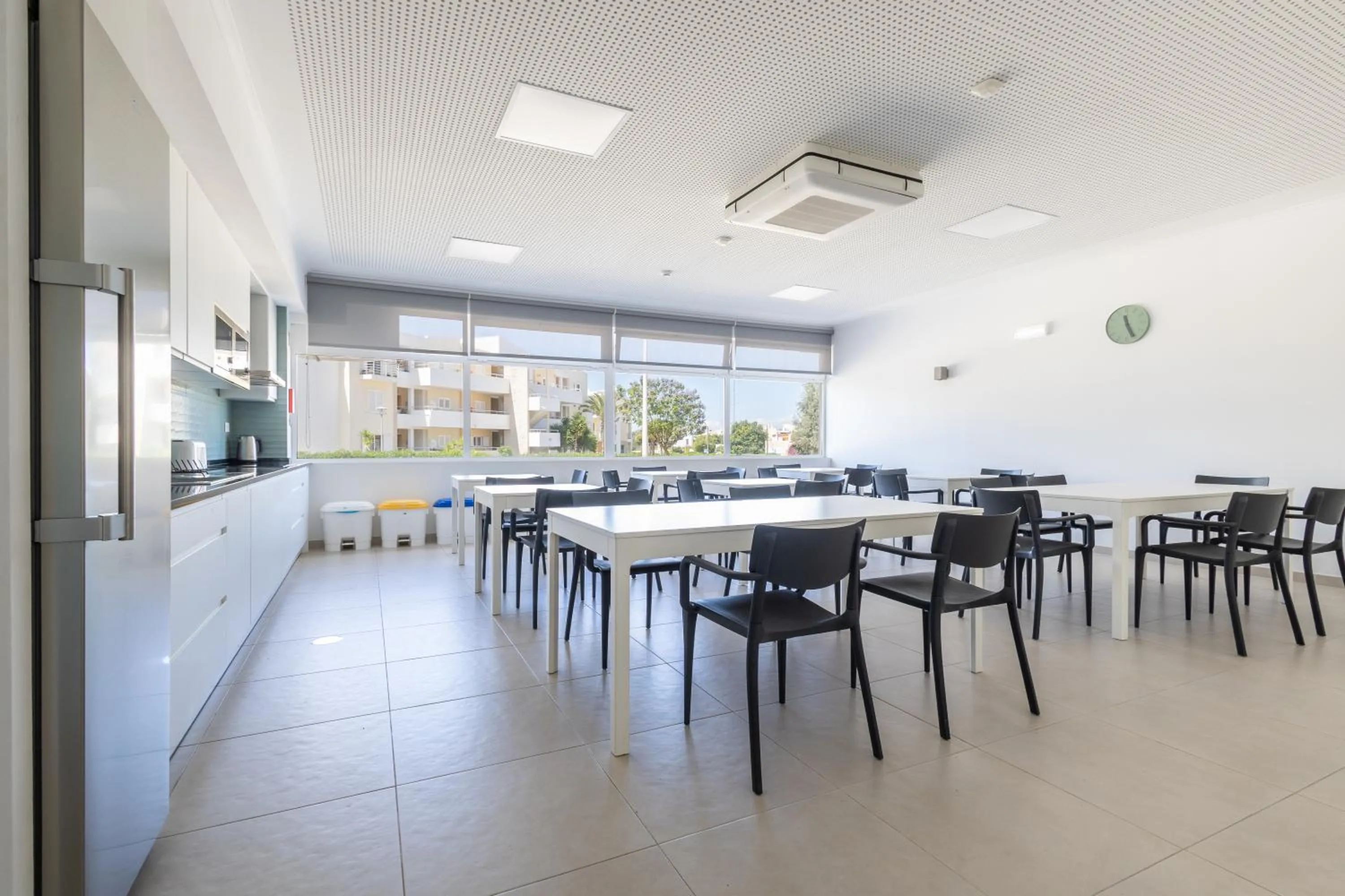 Kitchen or kitchenette in Dunas Hostel & Guesthouse