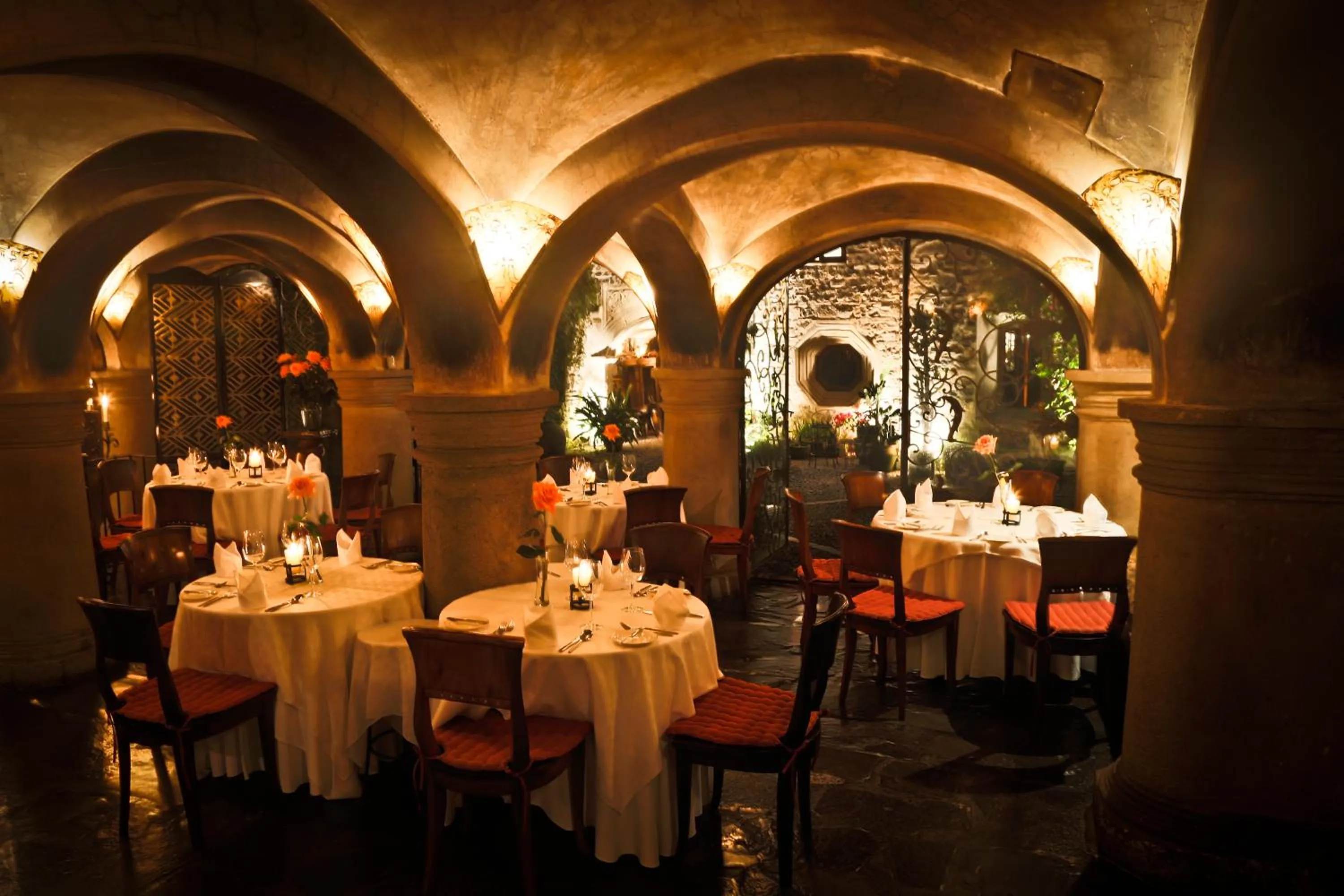 Restaurant/places to eat in Meson Panza Verde