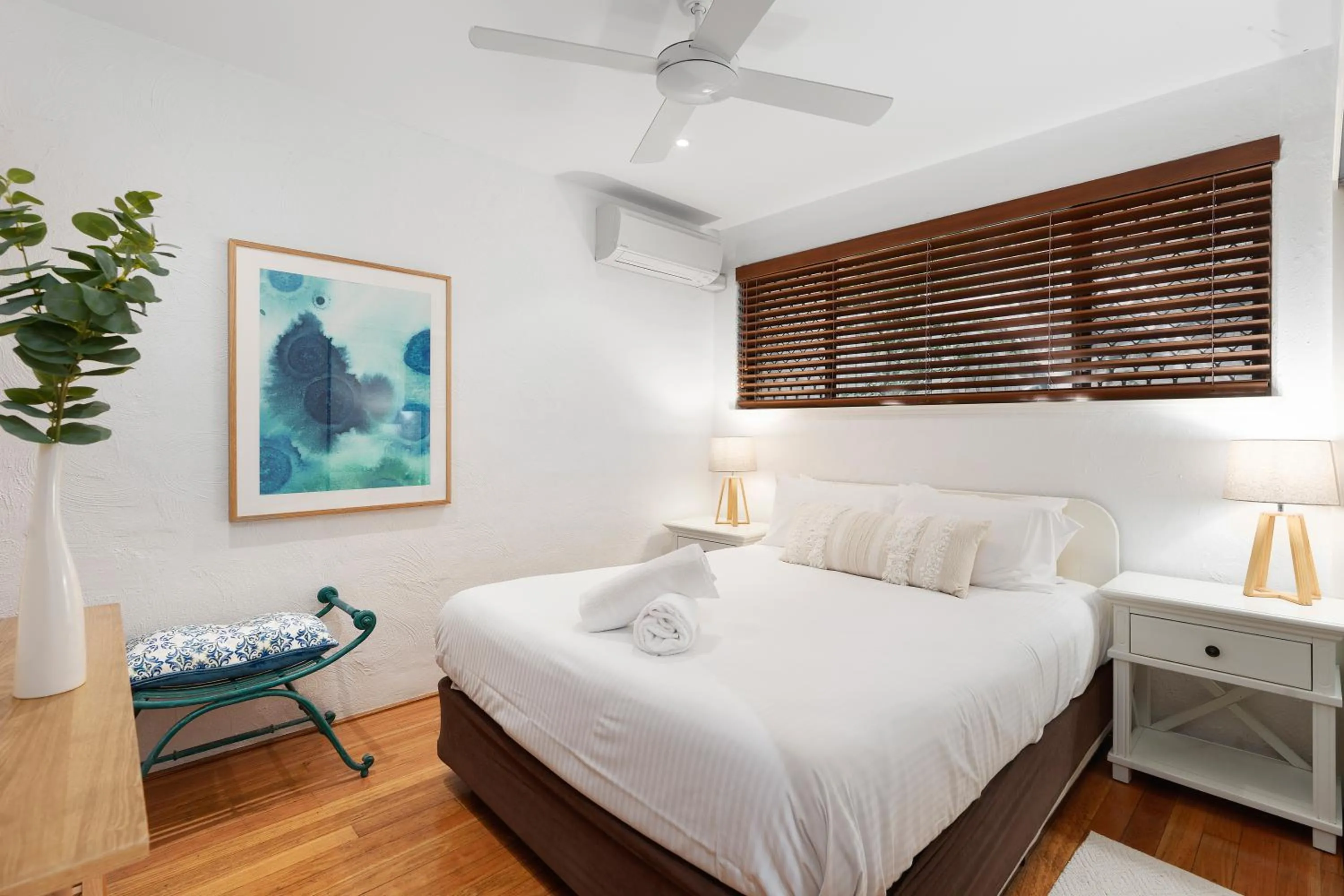 Bed in Cove Point