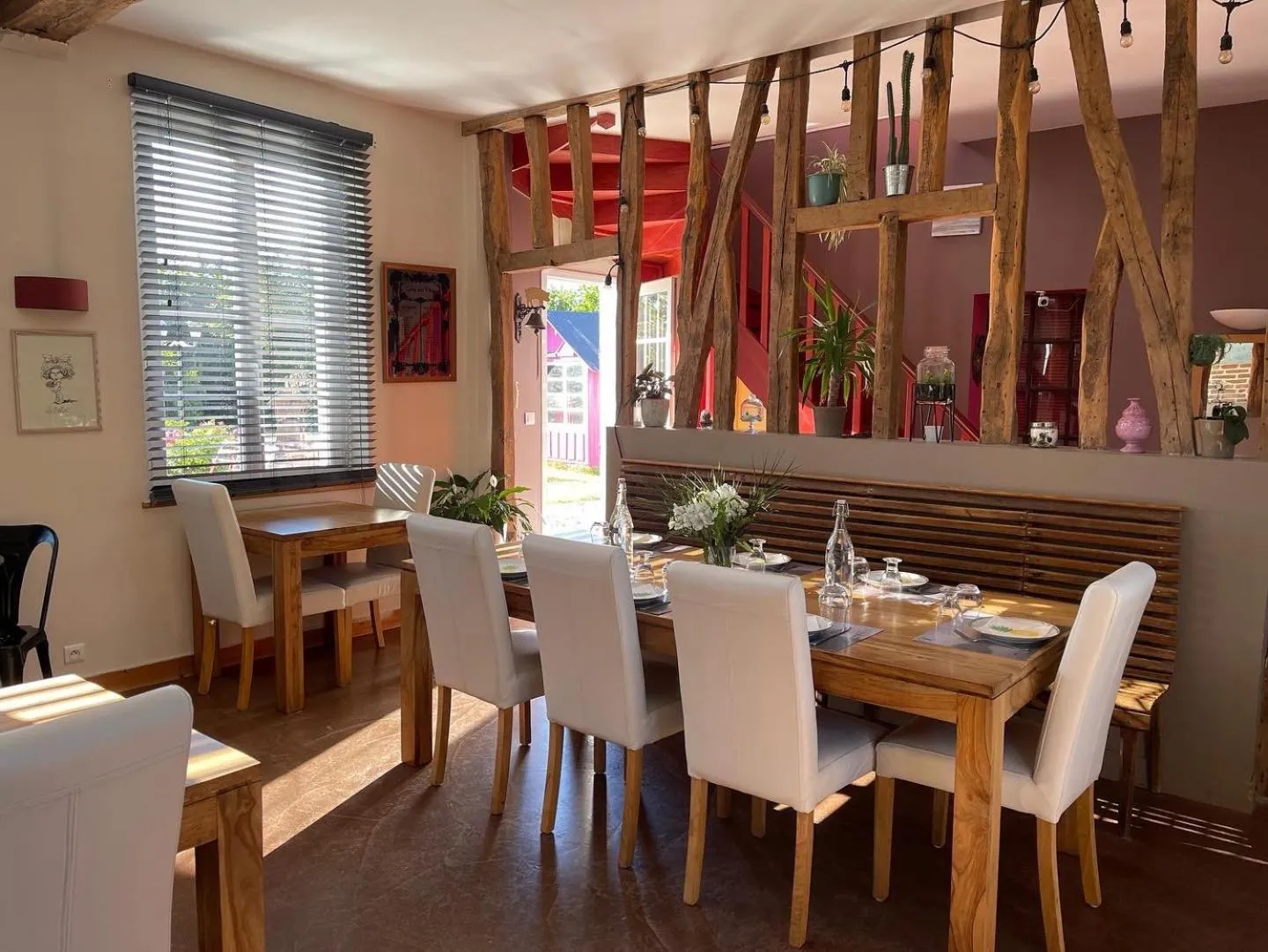 Restaurant/places to eat in Au Presbytère de Saigneville