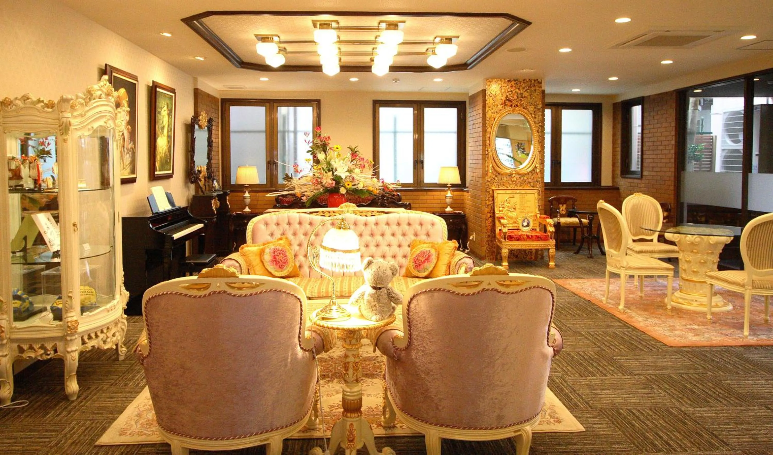 Communal lounge/ TV room in Miyazaki Daiichi Hotel