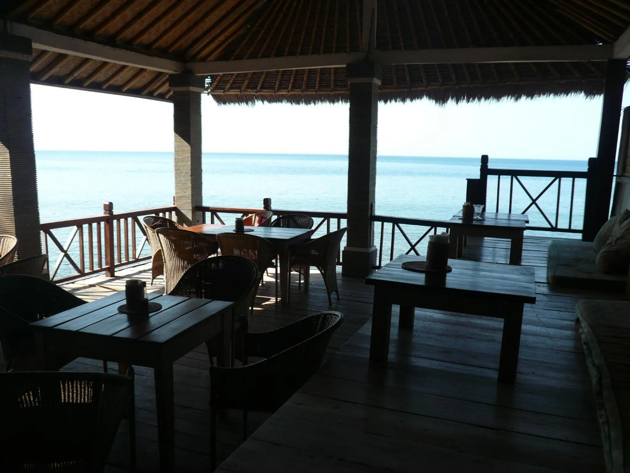 Restaurant/places to eat in Wawa Wewe II Villas