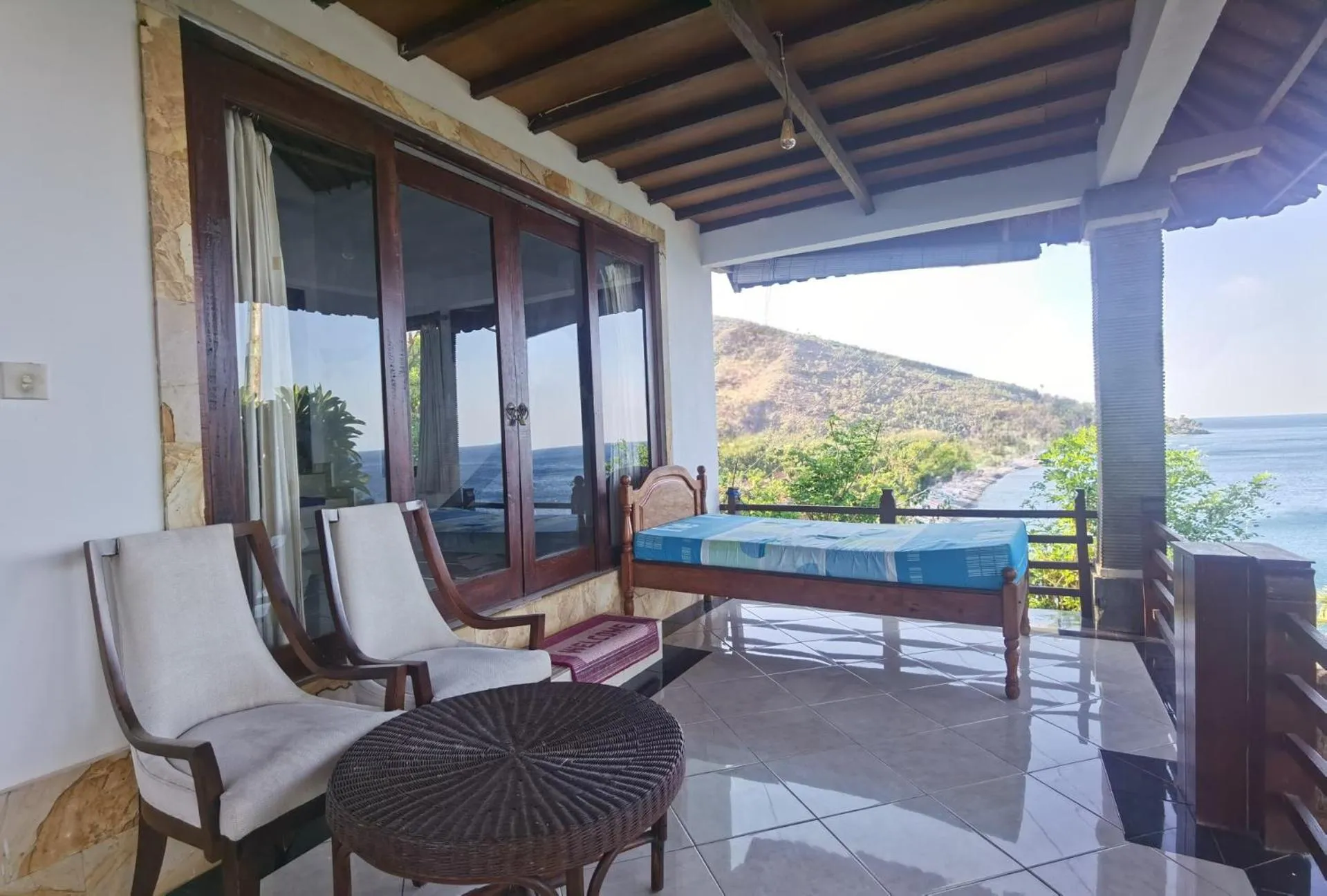 Patio in Wawa Wewe Rock