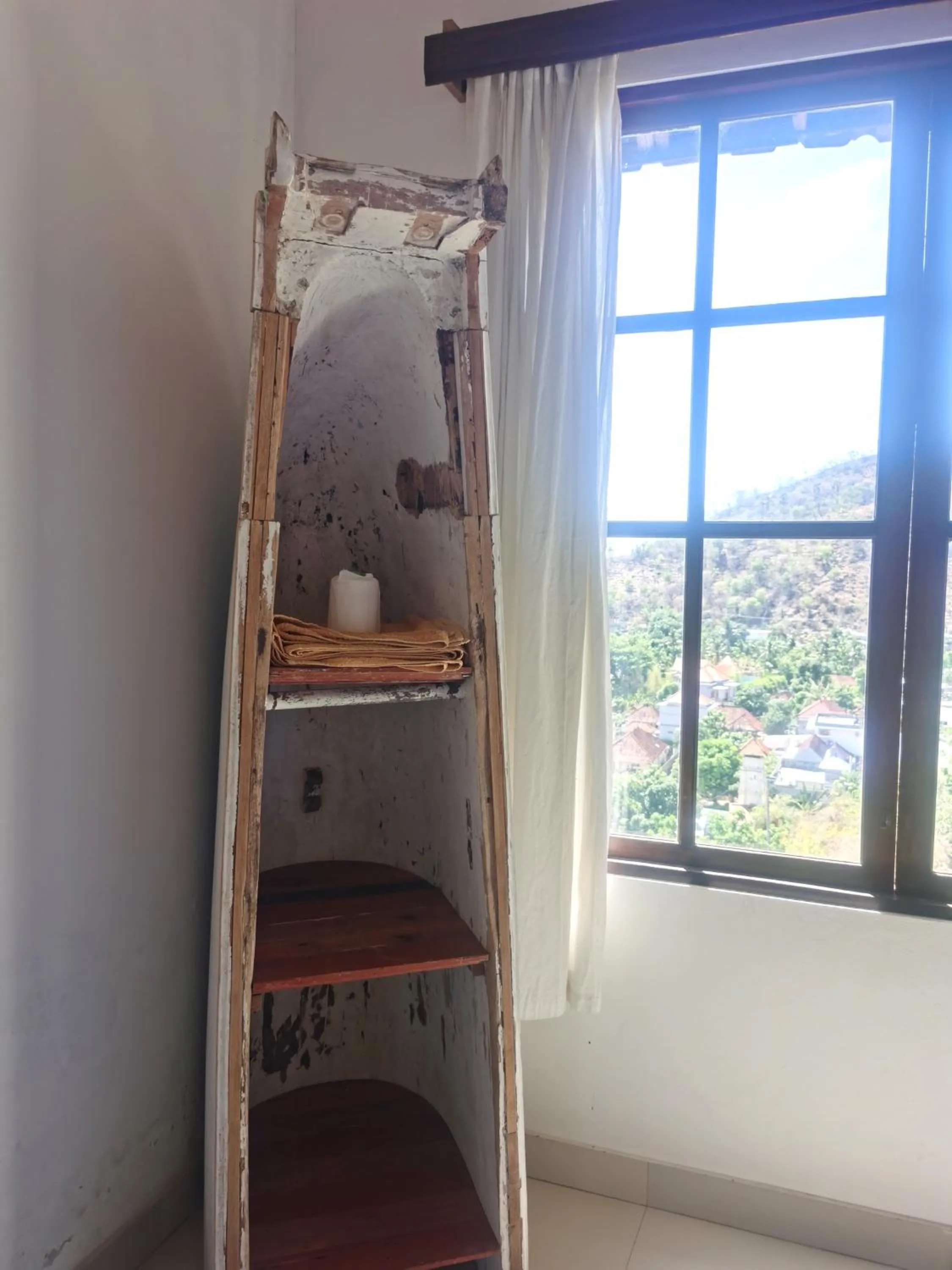 Bedroom in Wawa Wewe Rock