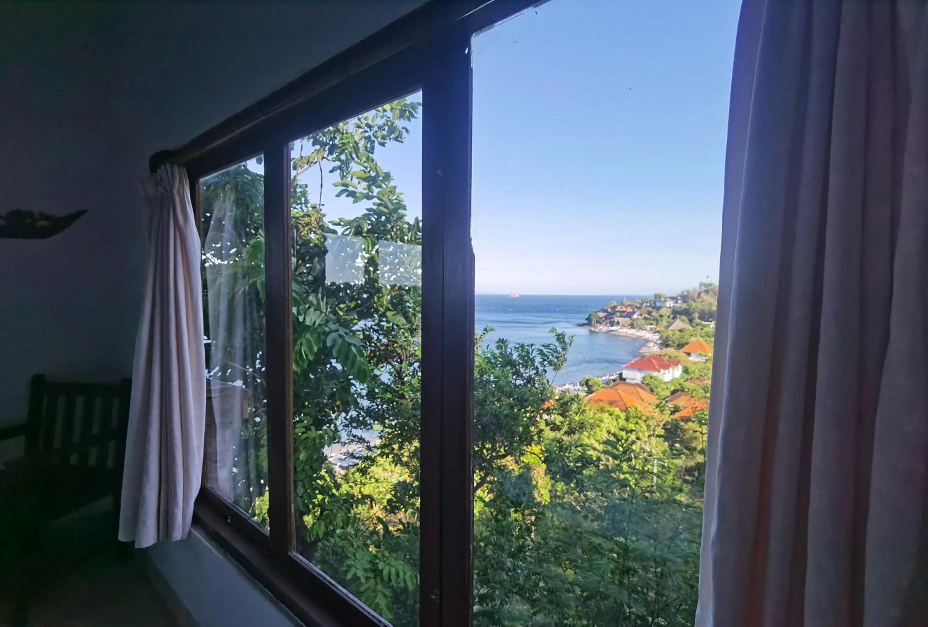 Day in Wawa Wewe Rock