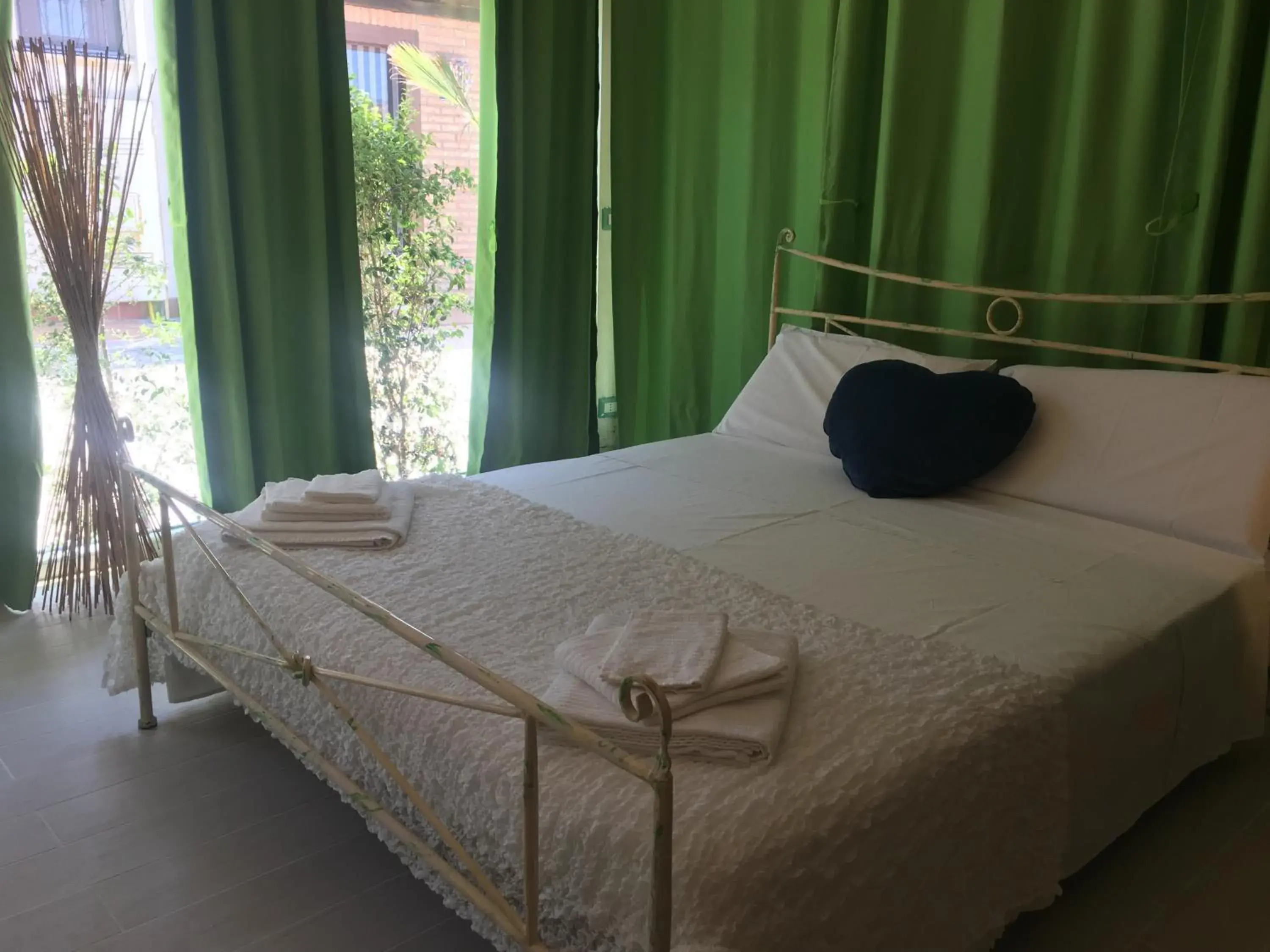 Deluxe Double Room (2 Adults + 1 Child) in Villa Irma guest house Deluxe Double Room (2 Adults + 1 Child) in Villa Irma guest house