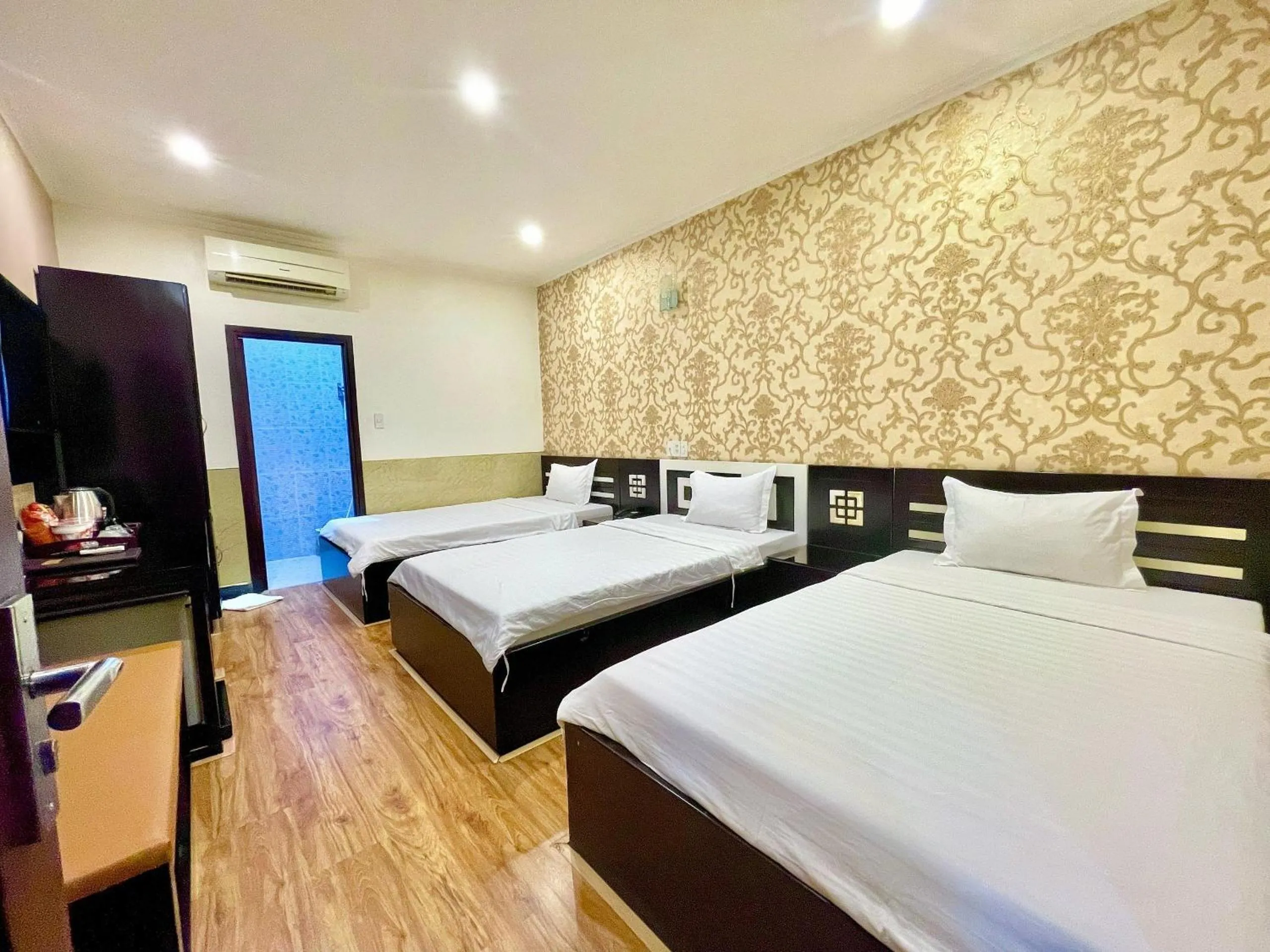Bed in Linh Phuong 2 Hotel