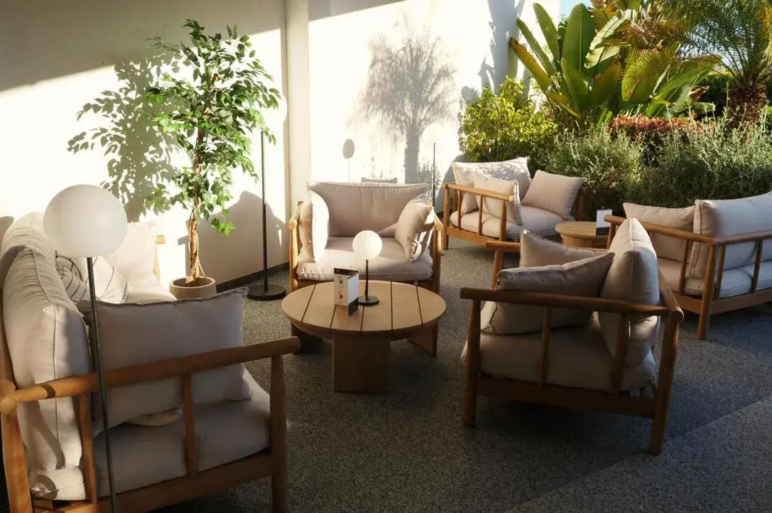 Property building in Suite Home Porticcio Property building in Suite Home Porticcio