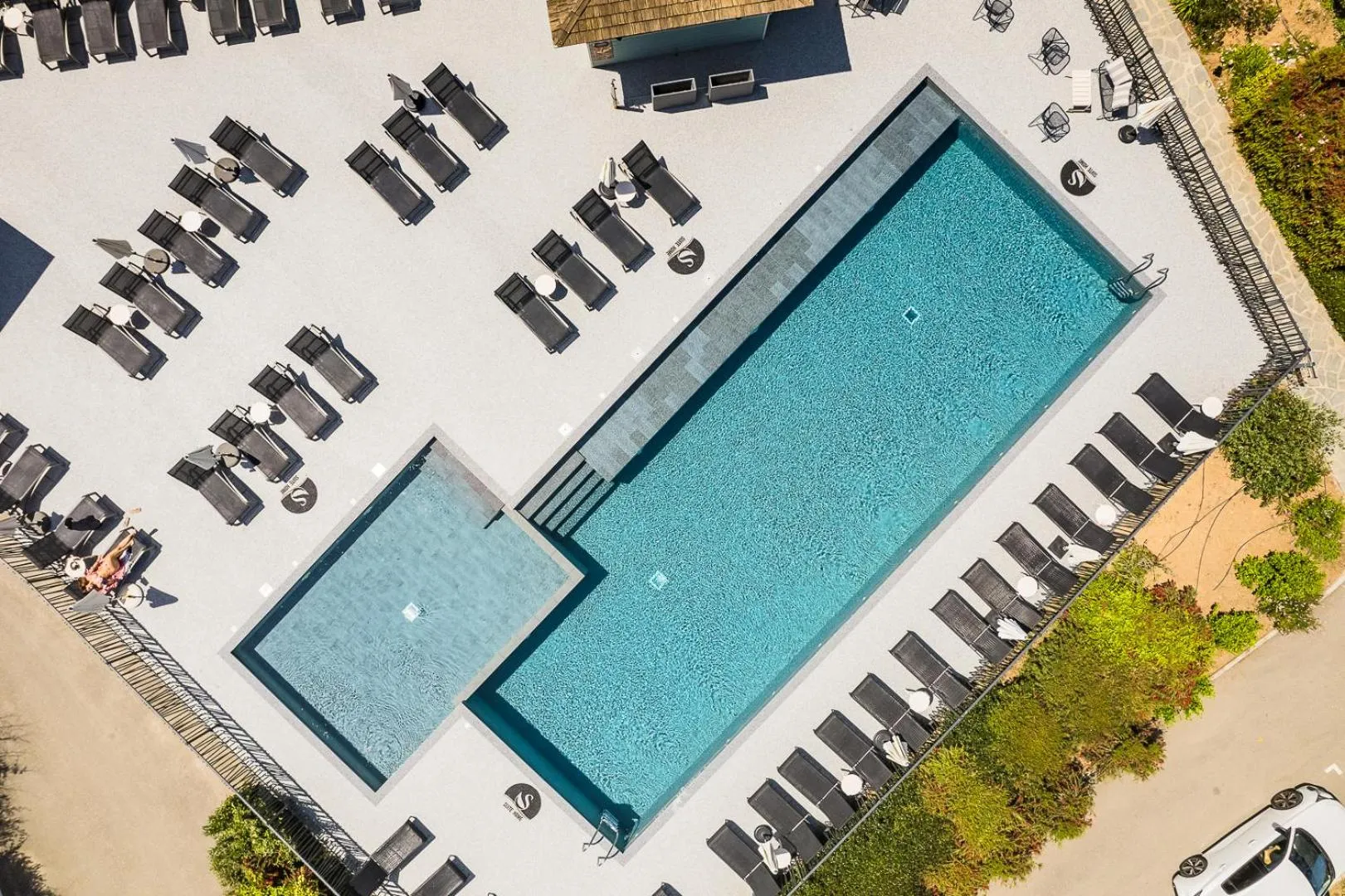 Swimming pool in Suite Home Porticcio