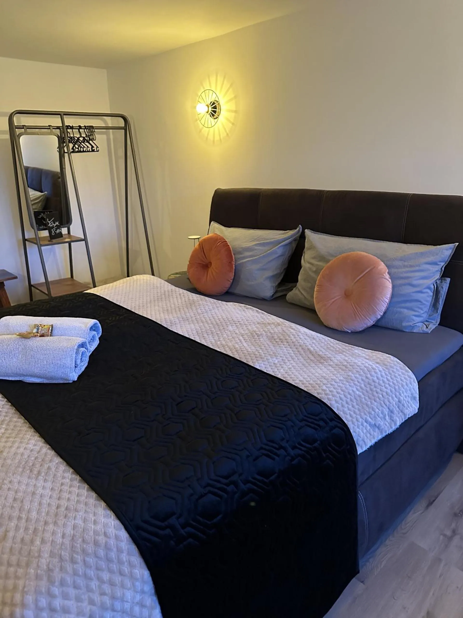 Bedroom, Bed in Gästehaus Wind und Meer