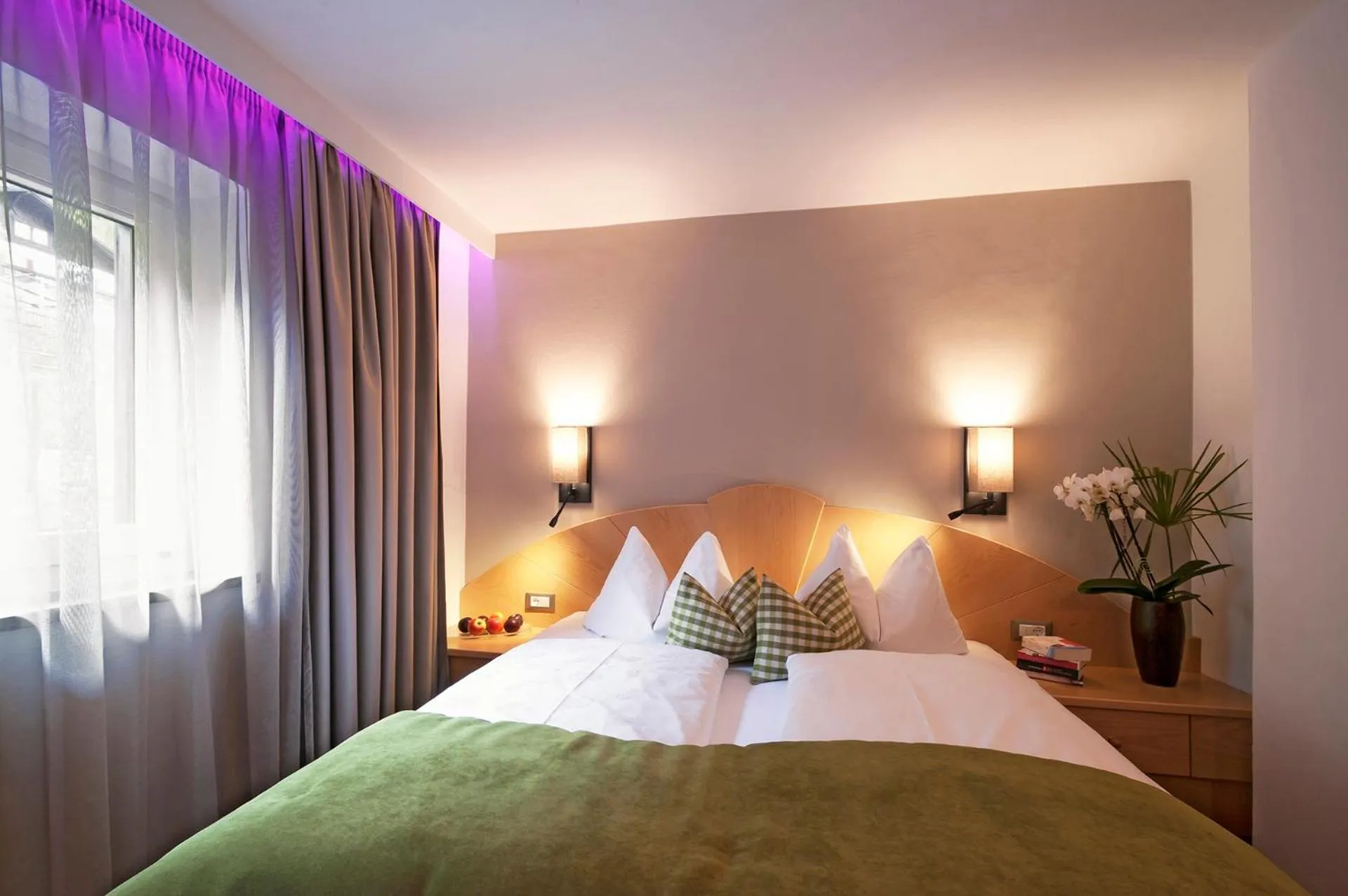 Bedroom, Bed in Hotel Sonnenhof