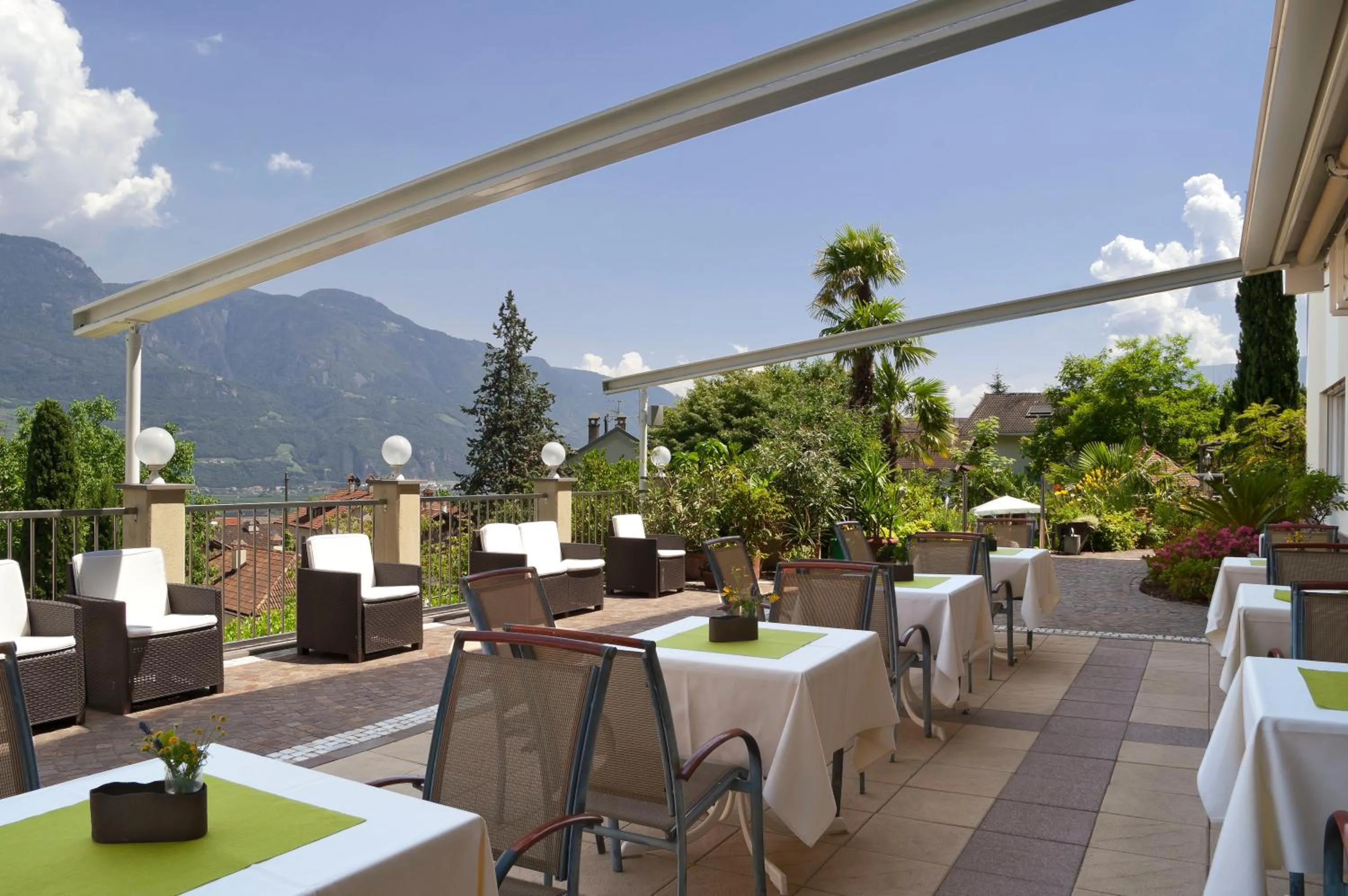 Balcony/Terrace in Hotel Sonnenhof
