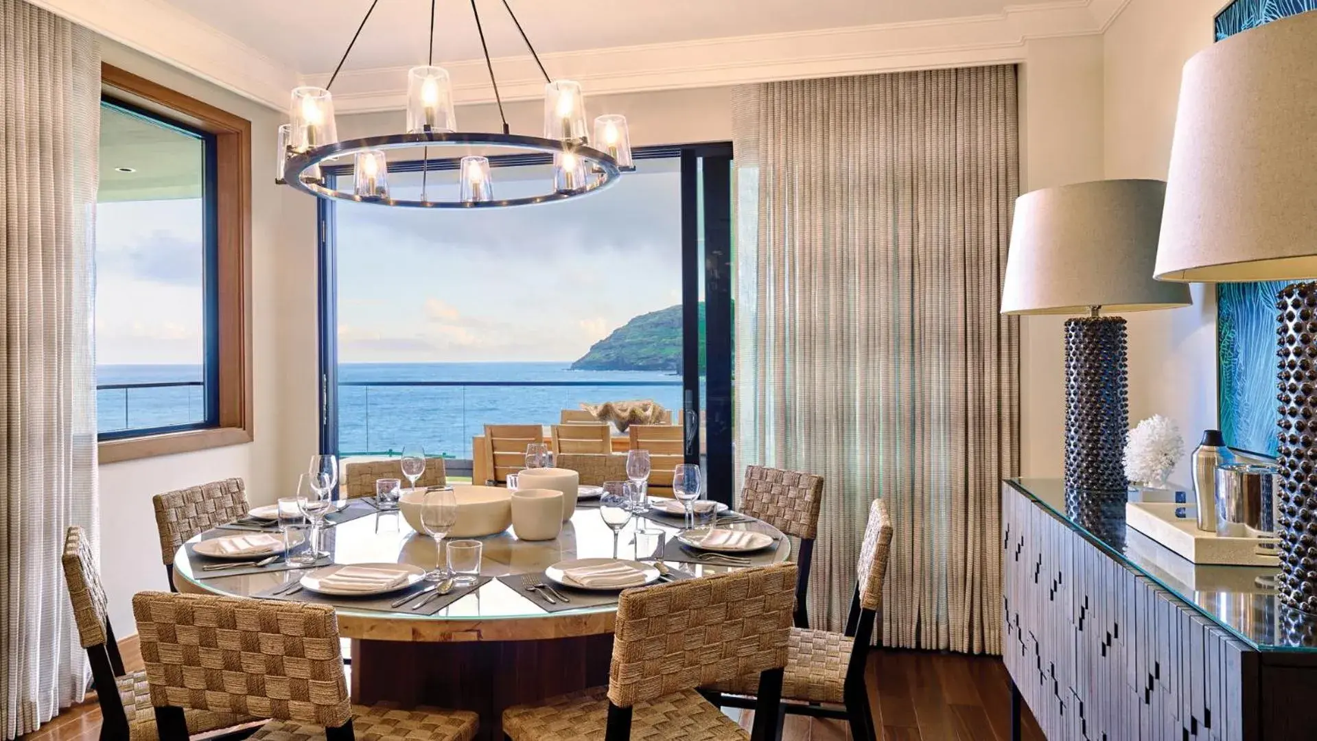 Dining area, Restaurant/Places to Eat in Timbers Kauai Ocean Club & Residences