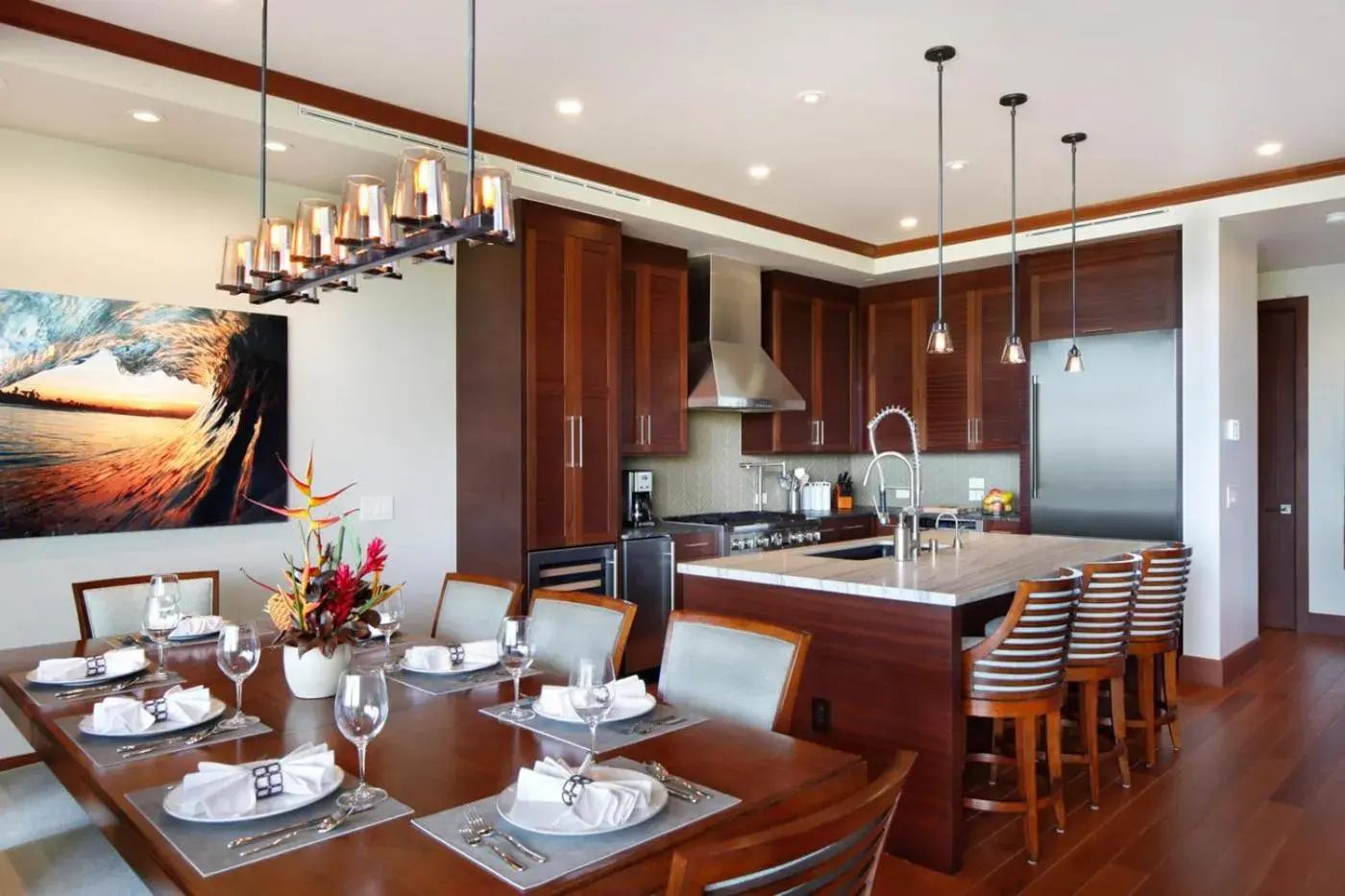 Dining area, Restaurant/Places to Eat in Timbers Kauai Ocean Club & Residences