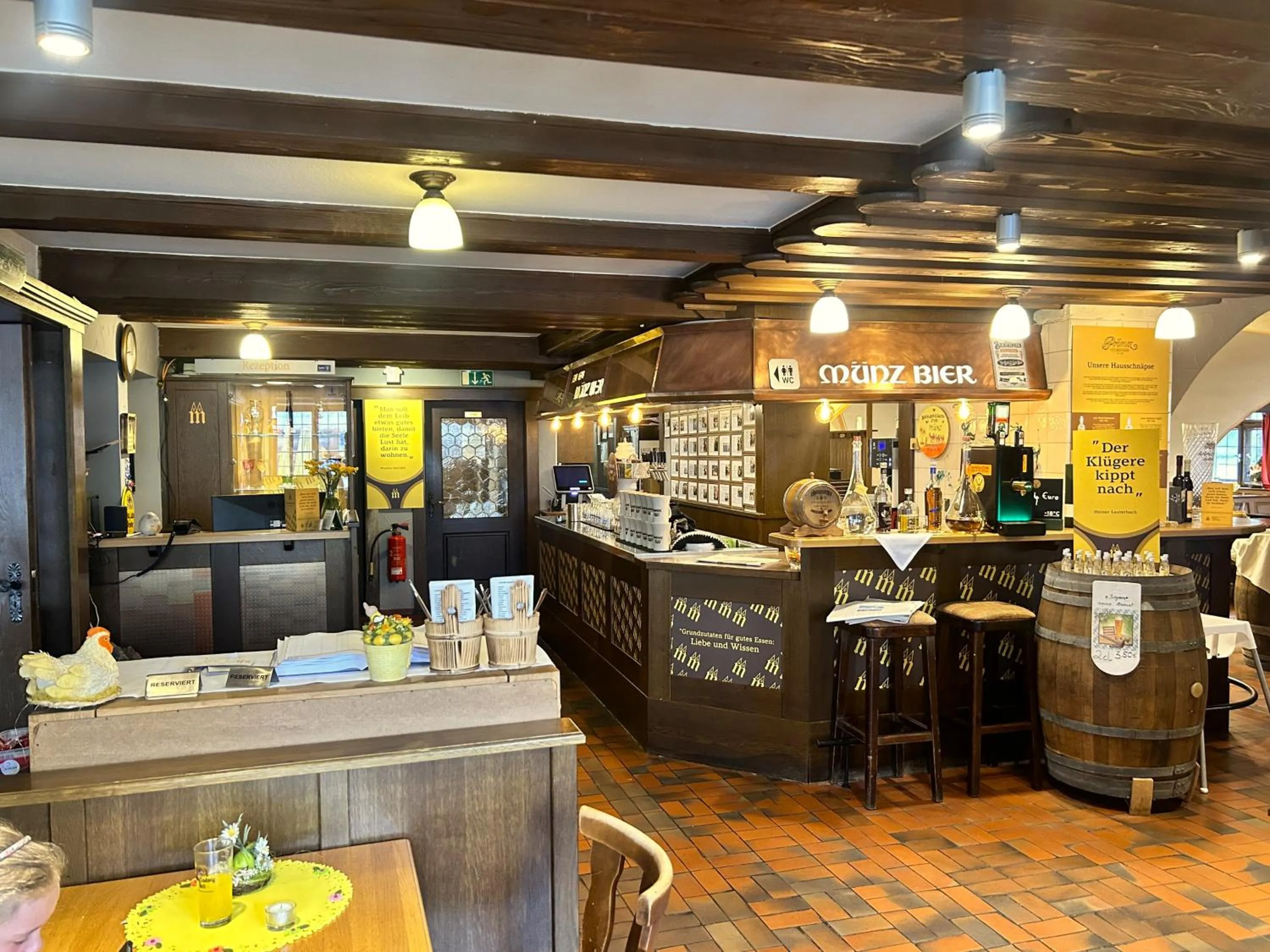 Restaurant/places to eat in Brauereigasthof zur Münz seit 1586