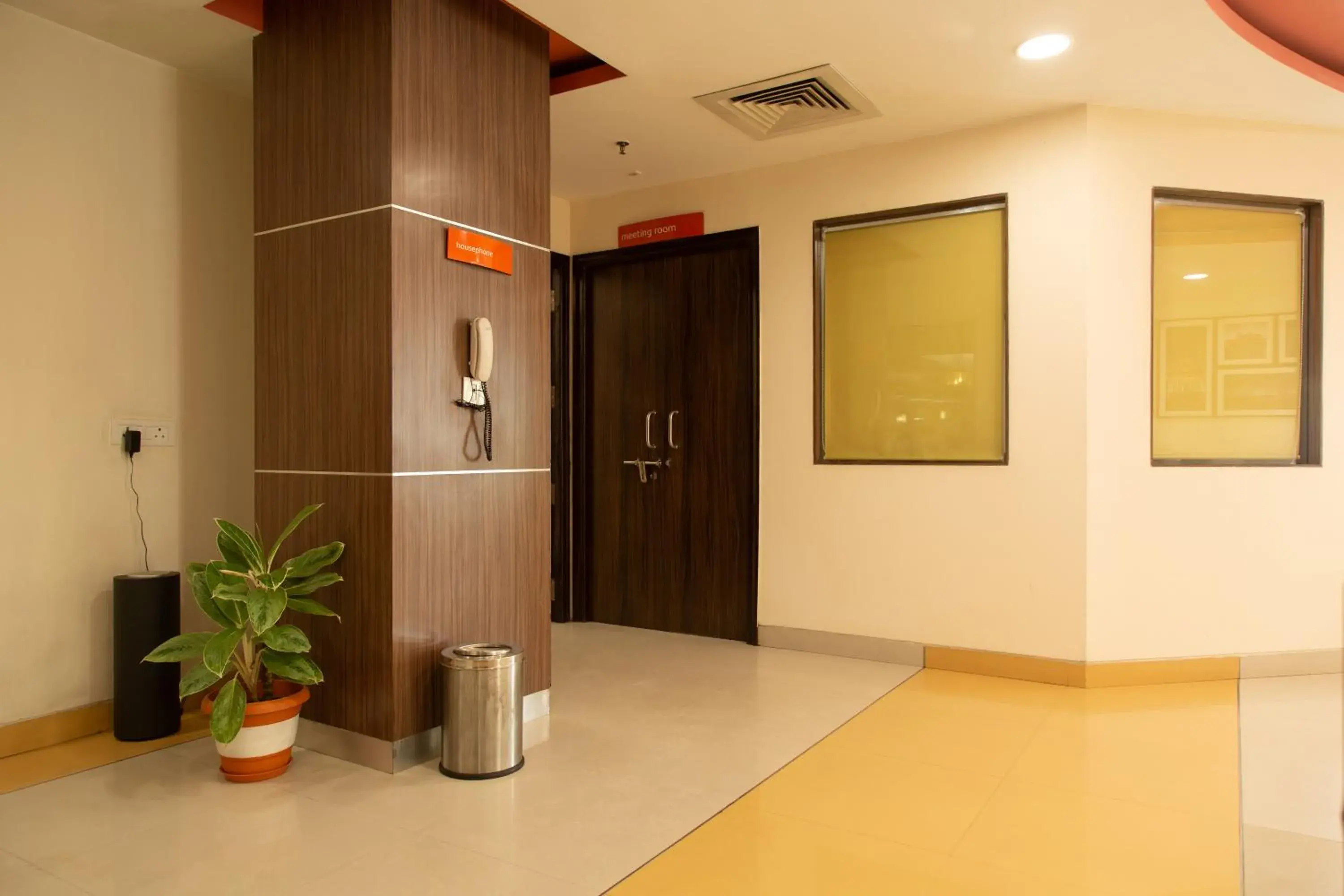 Facade/entrance in Ginger Bangalore- Inner Ring Road Facade/entrance in Ginger Bangalore- Inner Ring Road