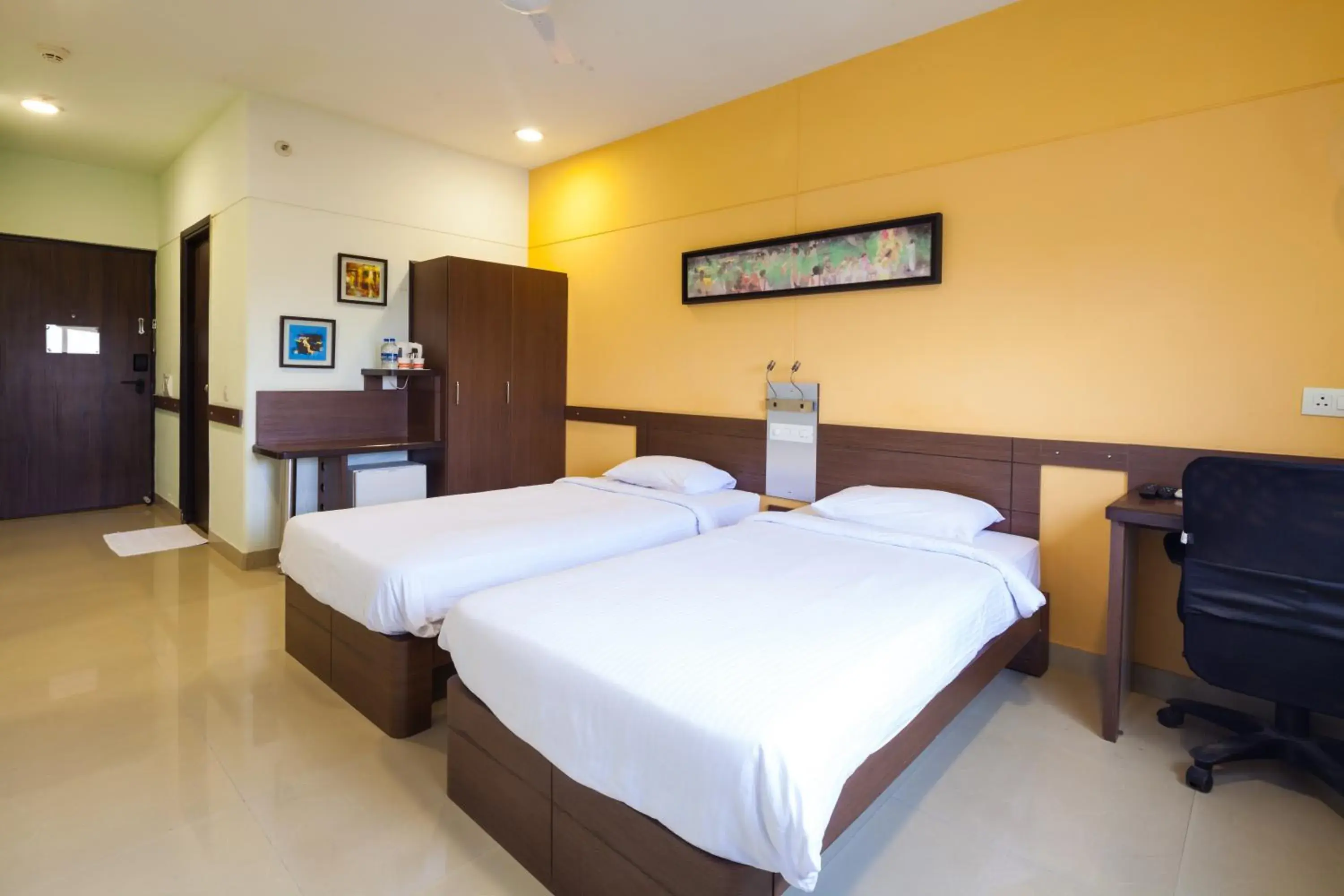 Photo of the whole room, Bed in Ginger Bangalore- Inner Ring Road Photo of the whole room, Bed in Ginger Bangalore- Inner Ring Road