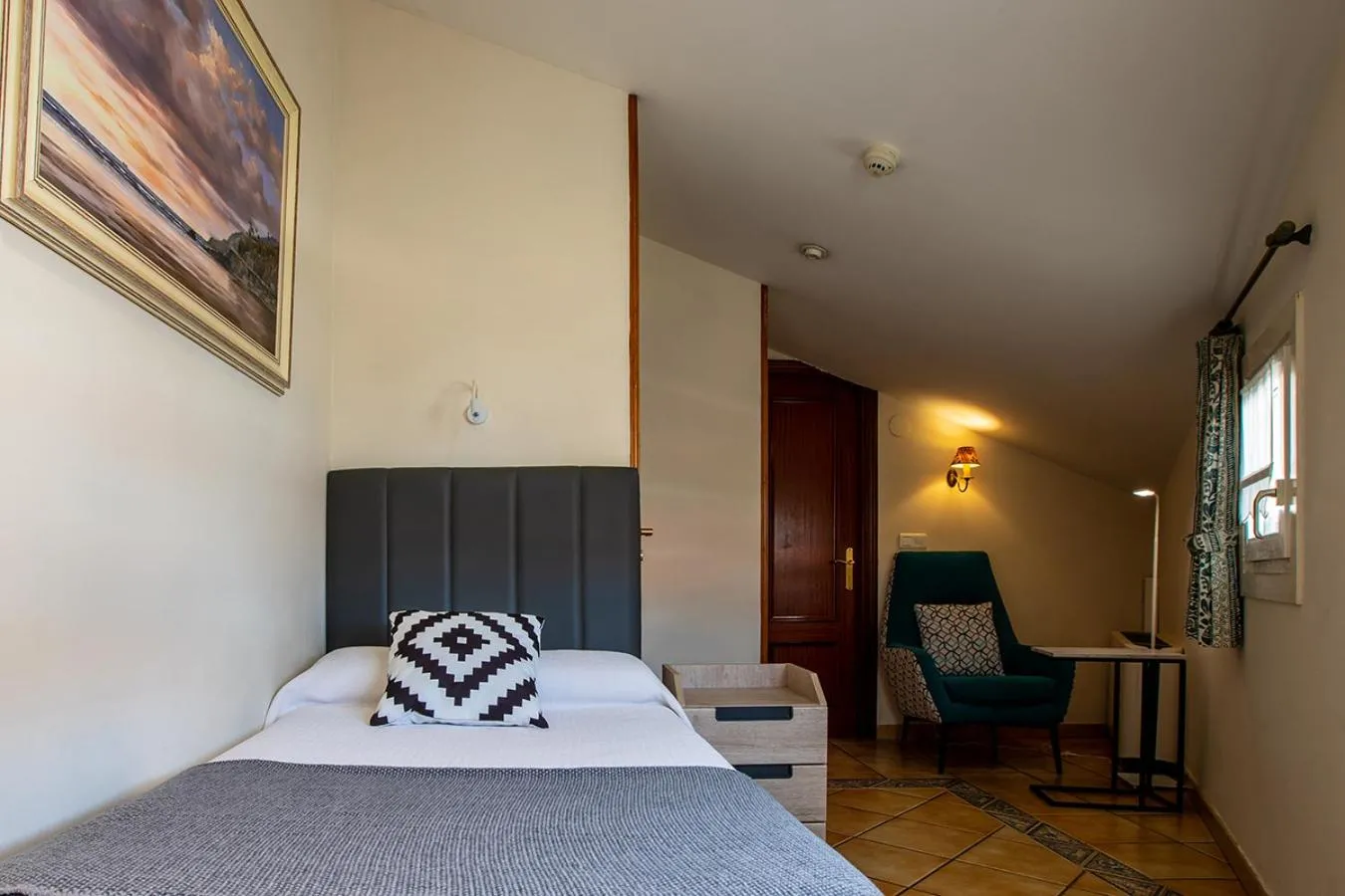 Bedroom, Bed in Pensión Zumardi