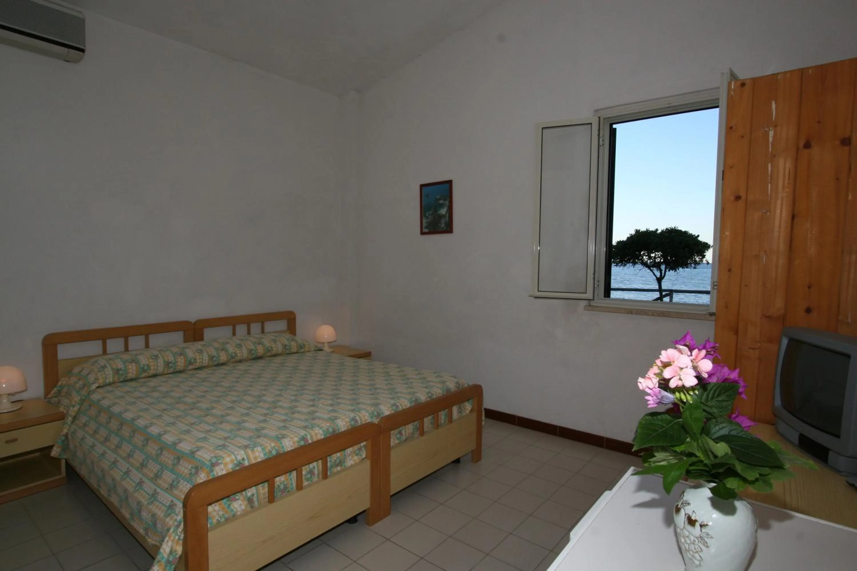 Sea view, Bed in Hotel Club Poseidon