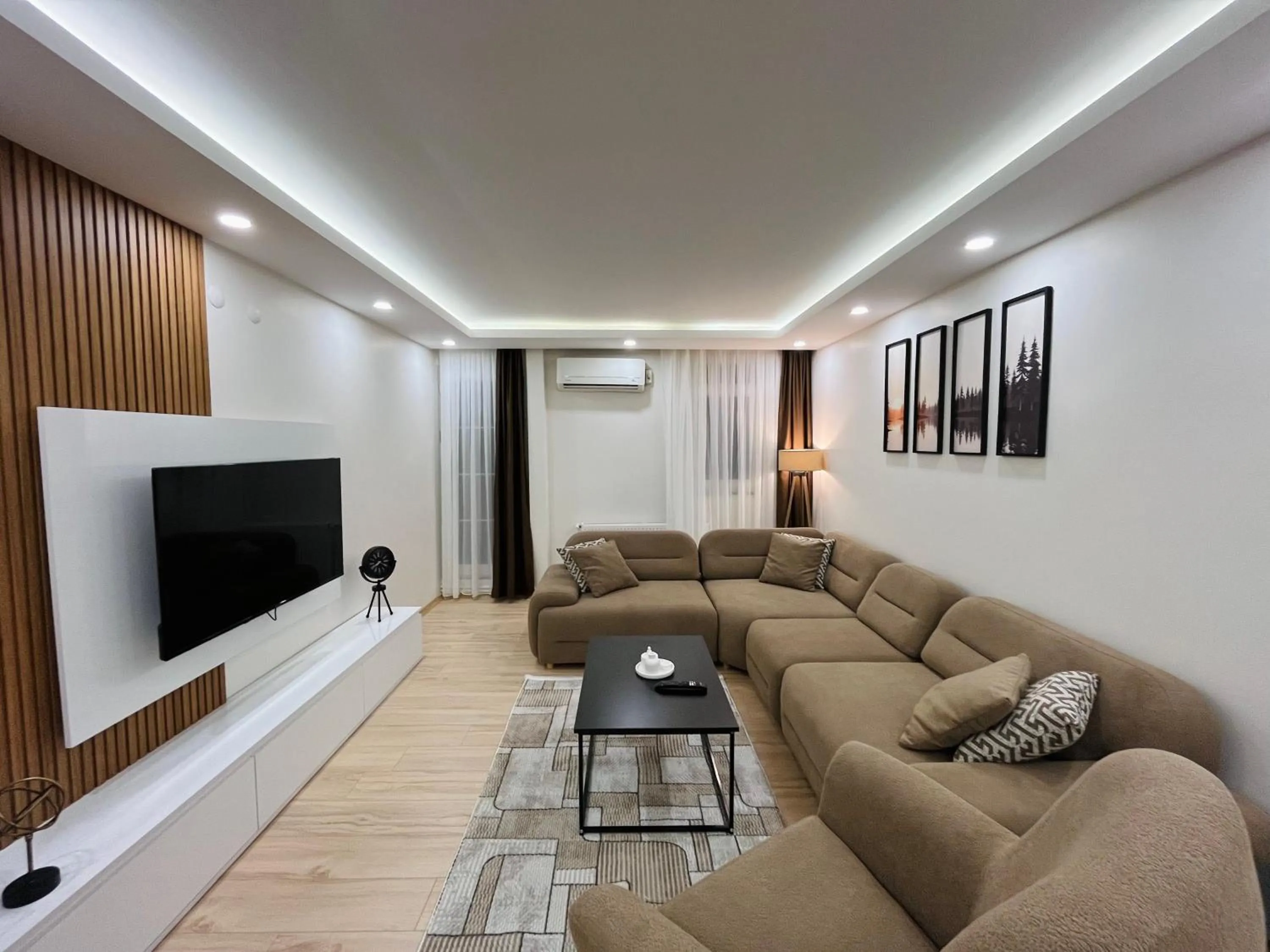 TV and multimedia in Westley Residence Taksim