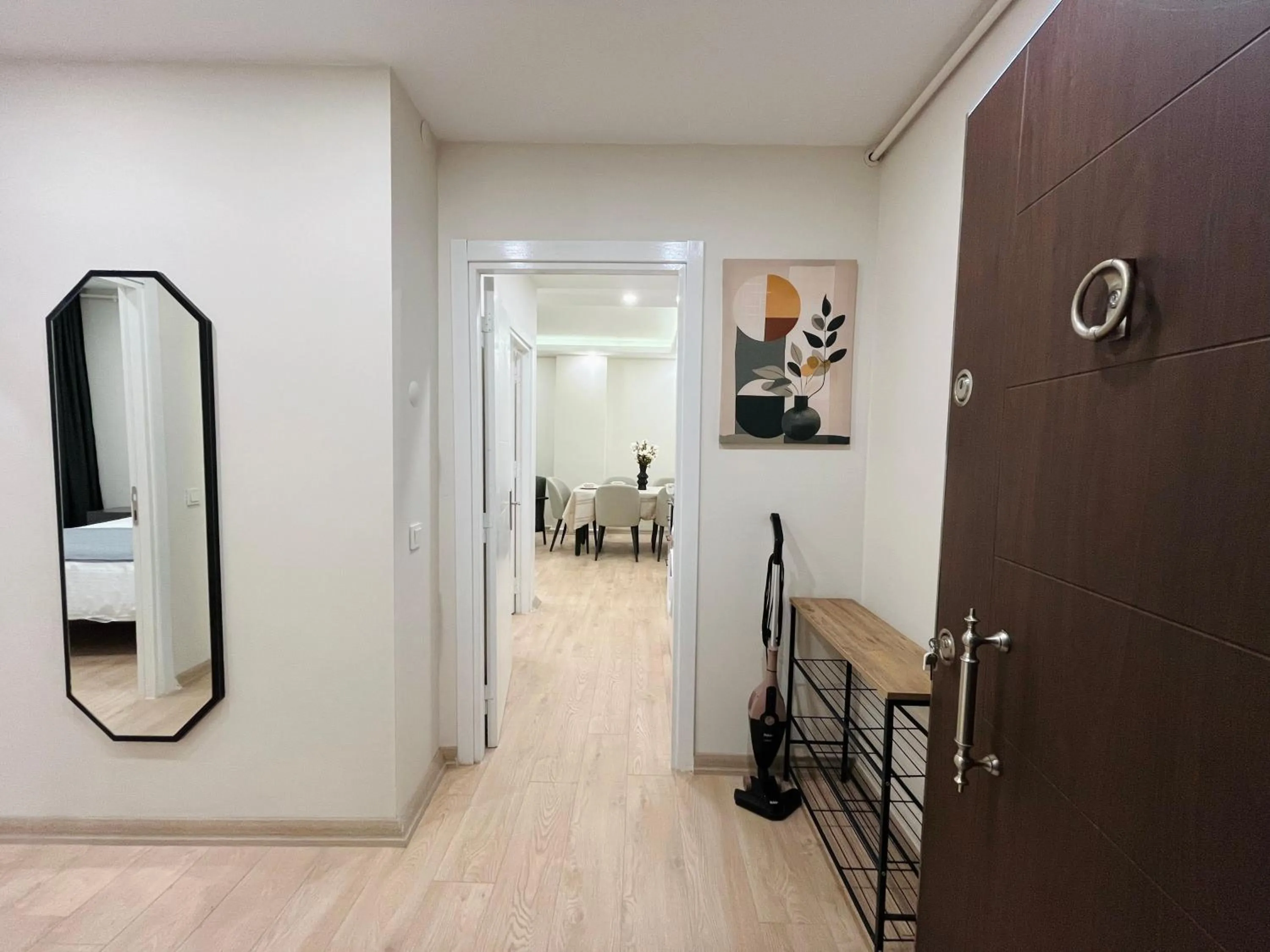 Photo of the whole room in Westley Residence Taksim