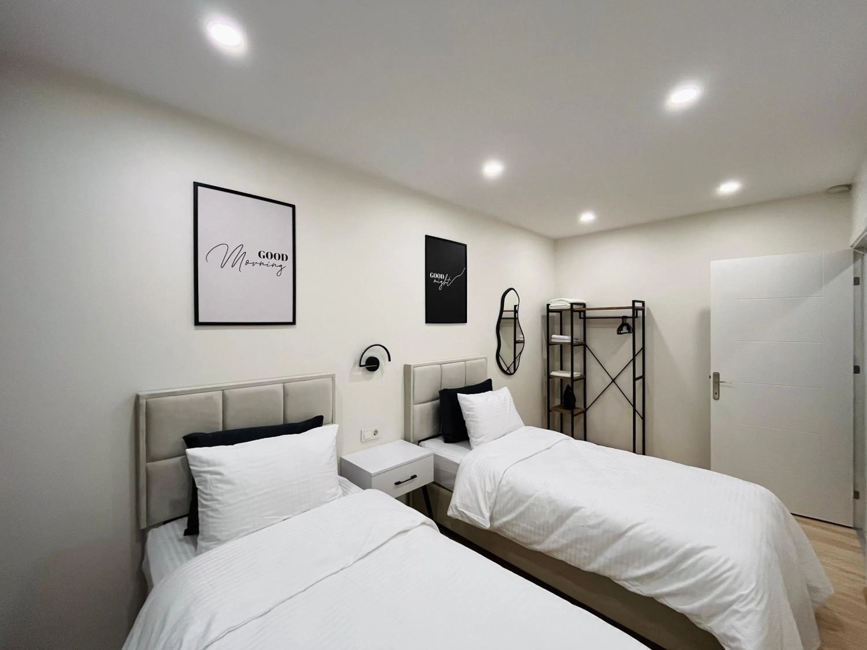 Bedroom, Bed in Westley Residence Taksim