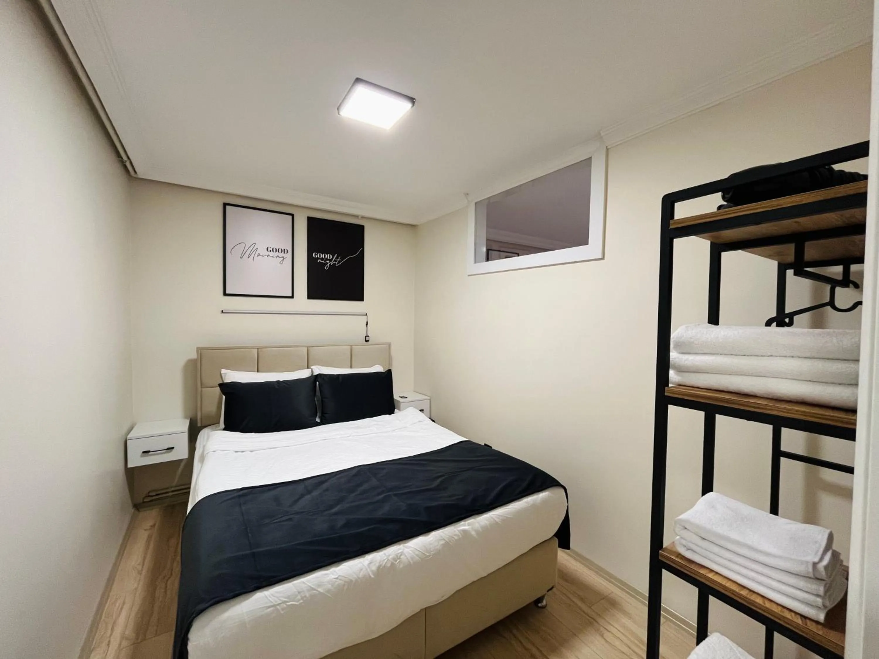 Bed in Westley Residence Taksim