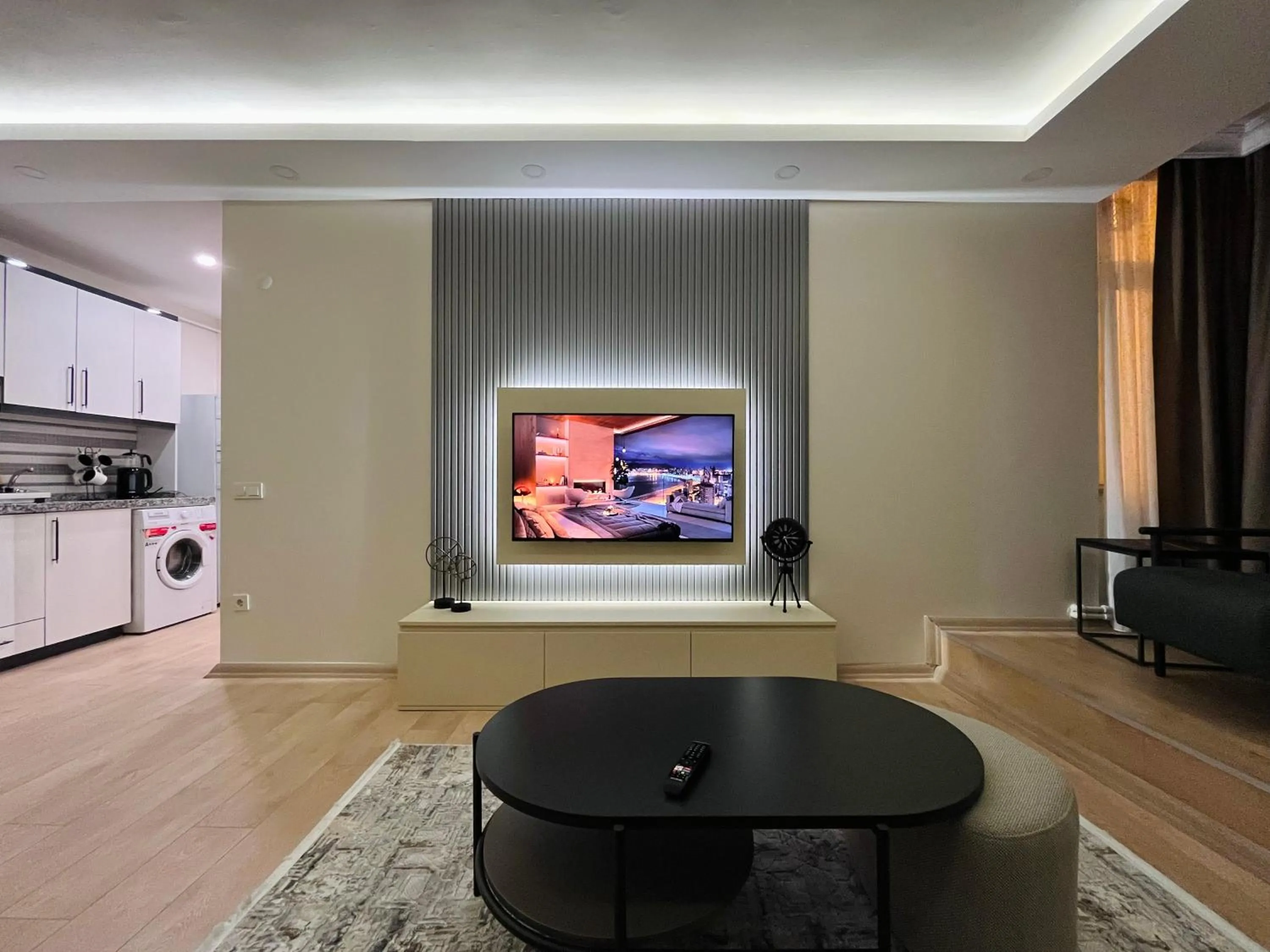 TV and multimedia in Westley Residence Taksim