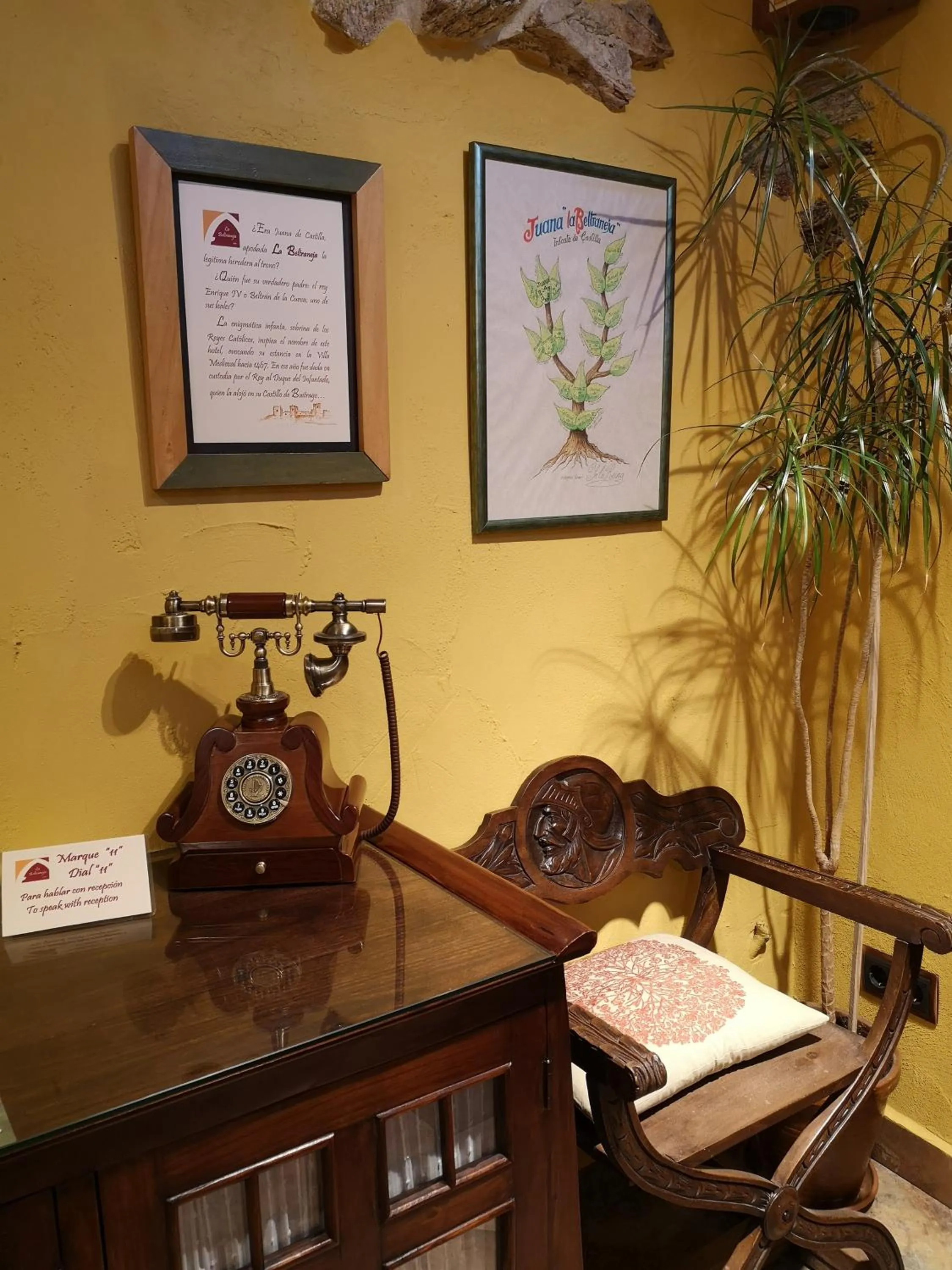 Lobby or reception in Hotel La Beltraneja