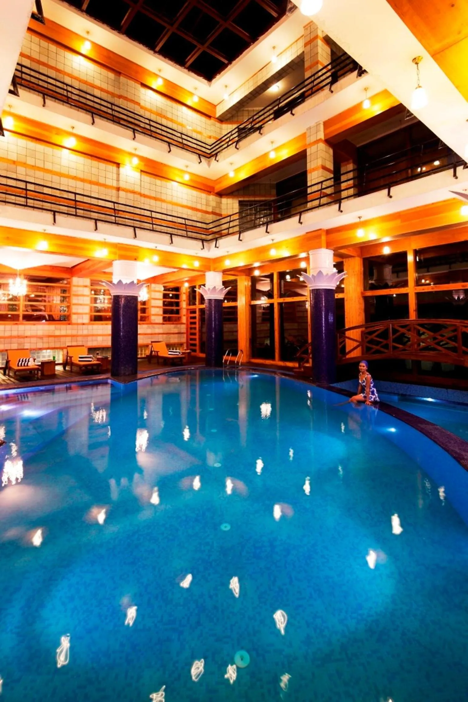 Swimming pool in Manuallaya The Resort & Spa