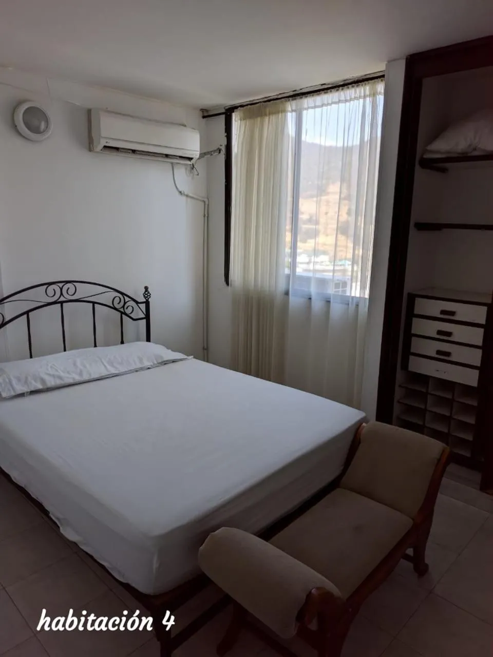 Bed in Penthouse En El Rodadero