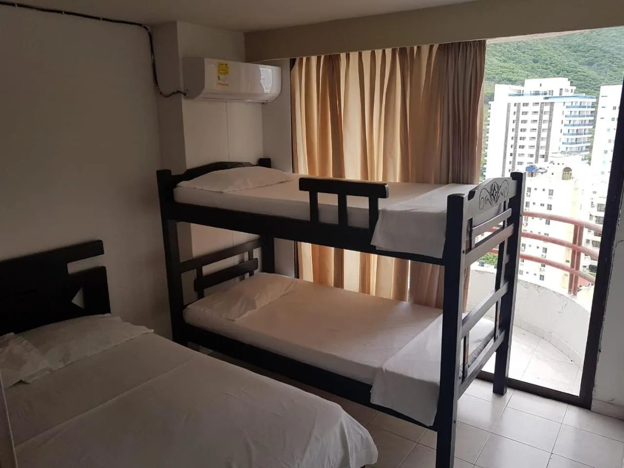 Bed in Penthouse En El Rodadero