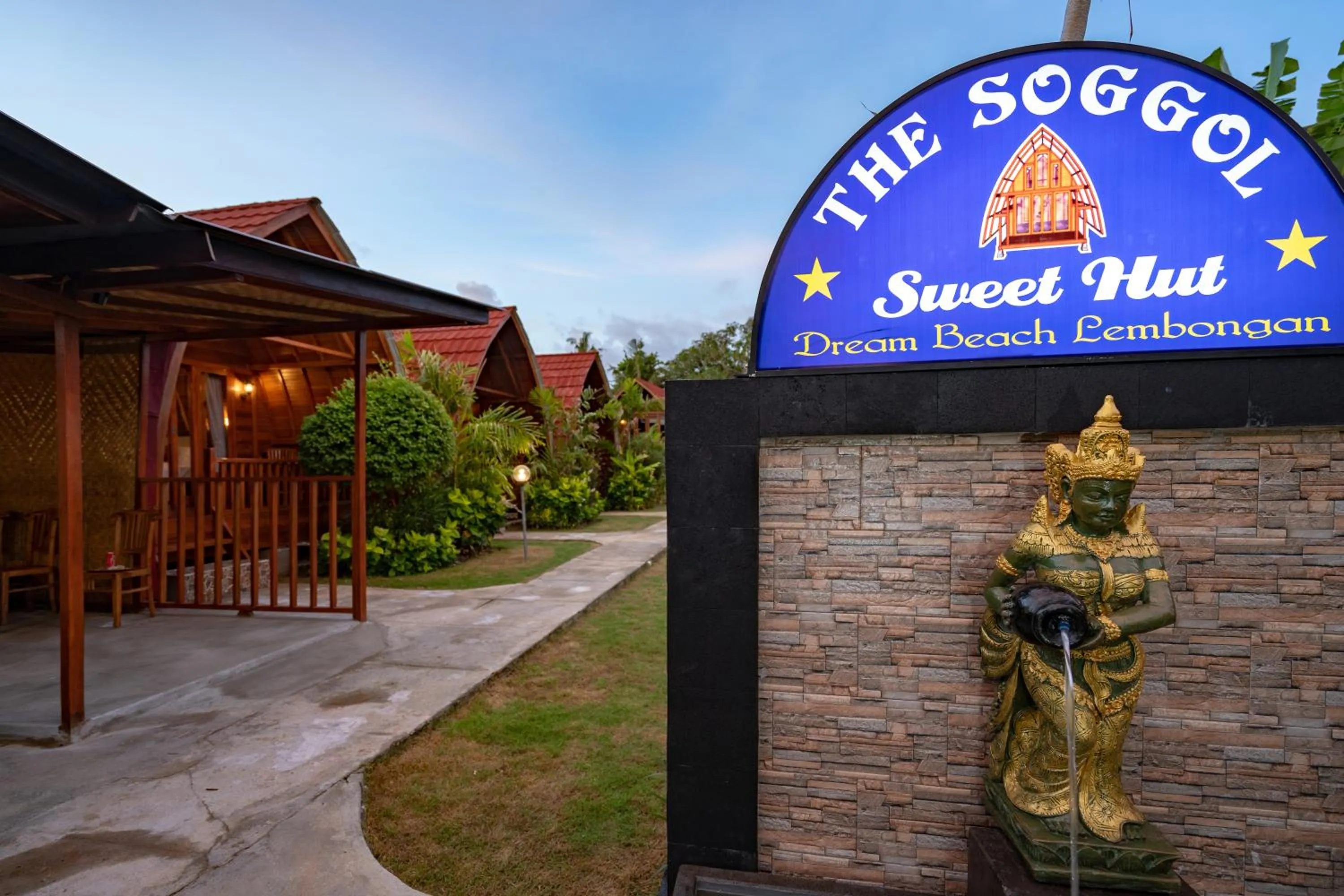 Property building in The Soggol Lembongan