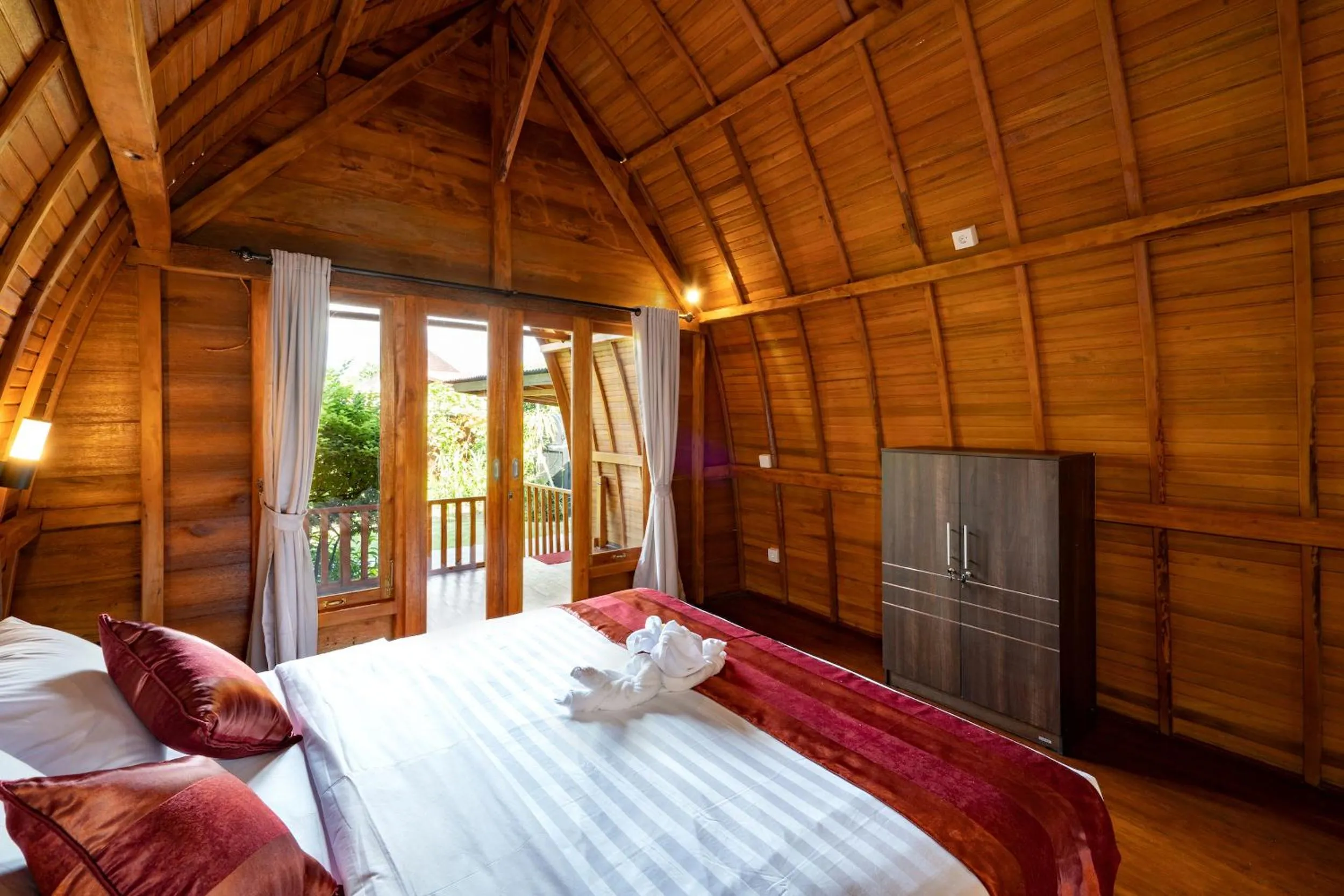 Bed in The Soggol Lembongan