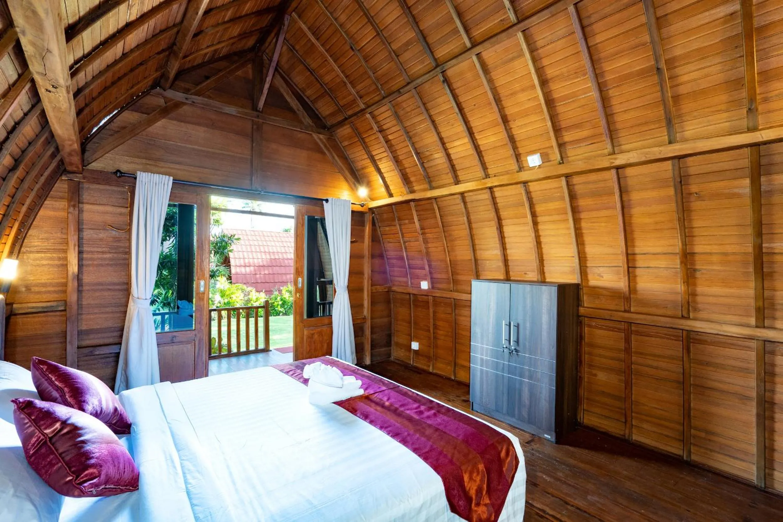 Bed in The Soggol Lembongan