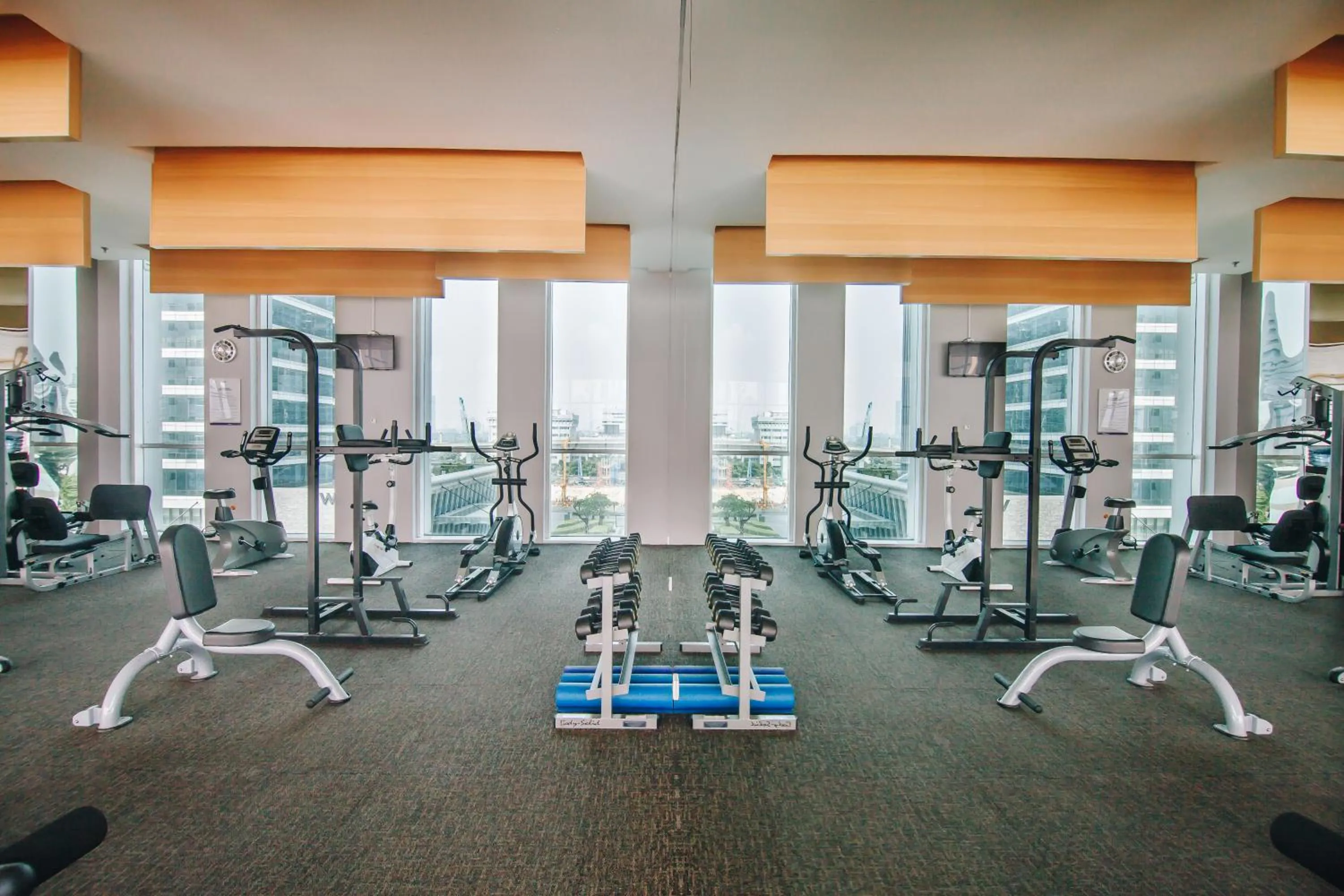 JS Luwansa Hotel & Convention Center