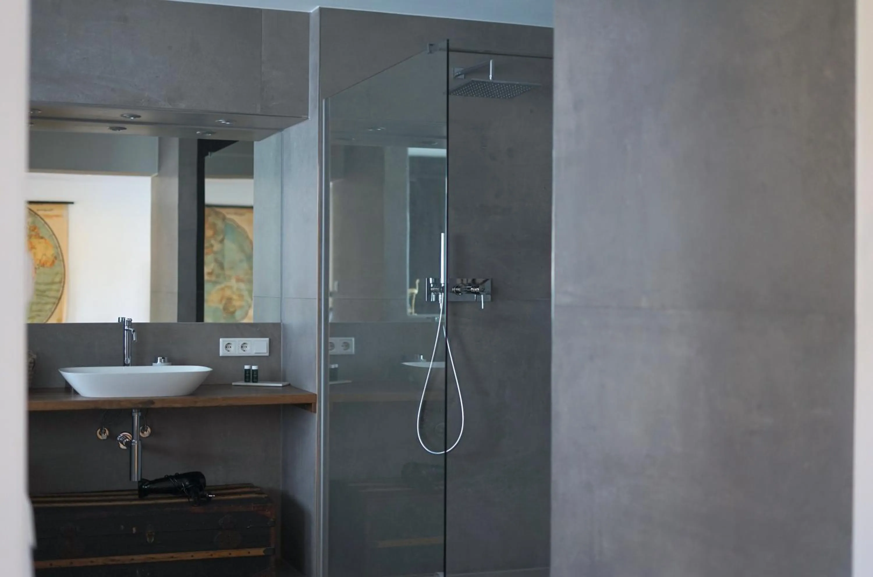 Shower in Hotel Mühldorf