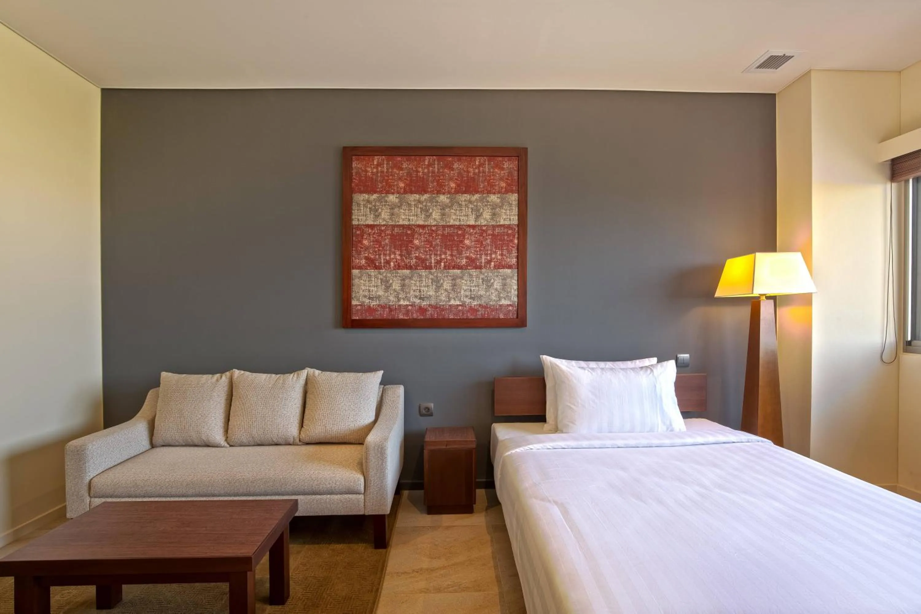 Bed in ISORAS CIKARANG