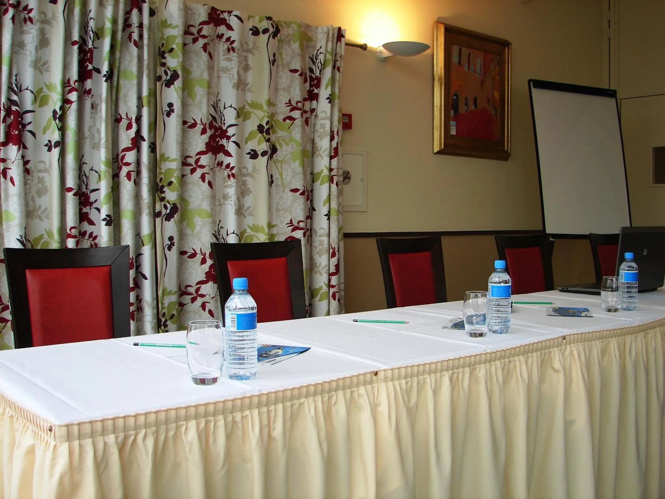 Meeting/conference room in Hôtel du Lac