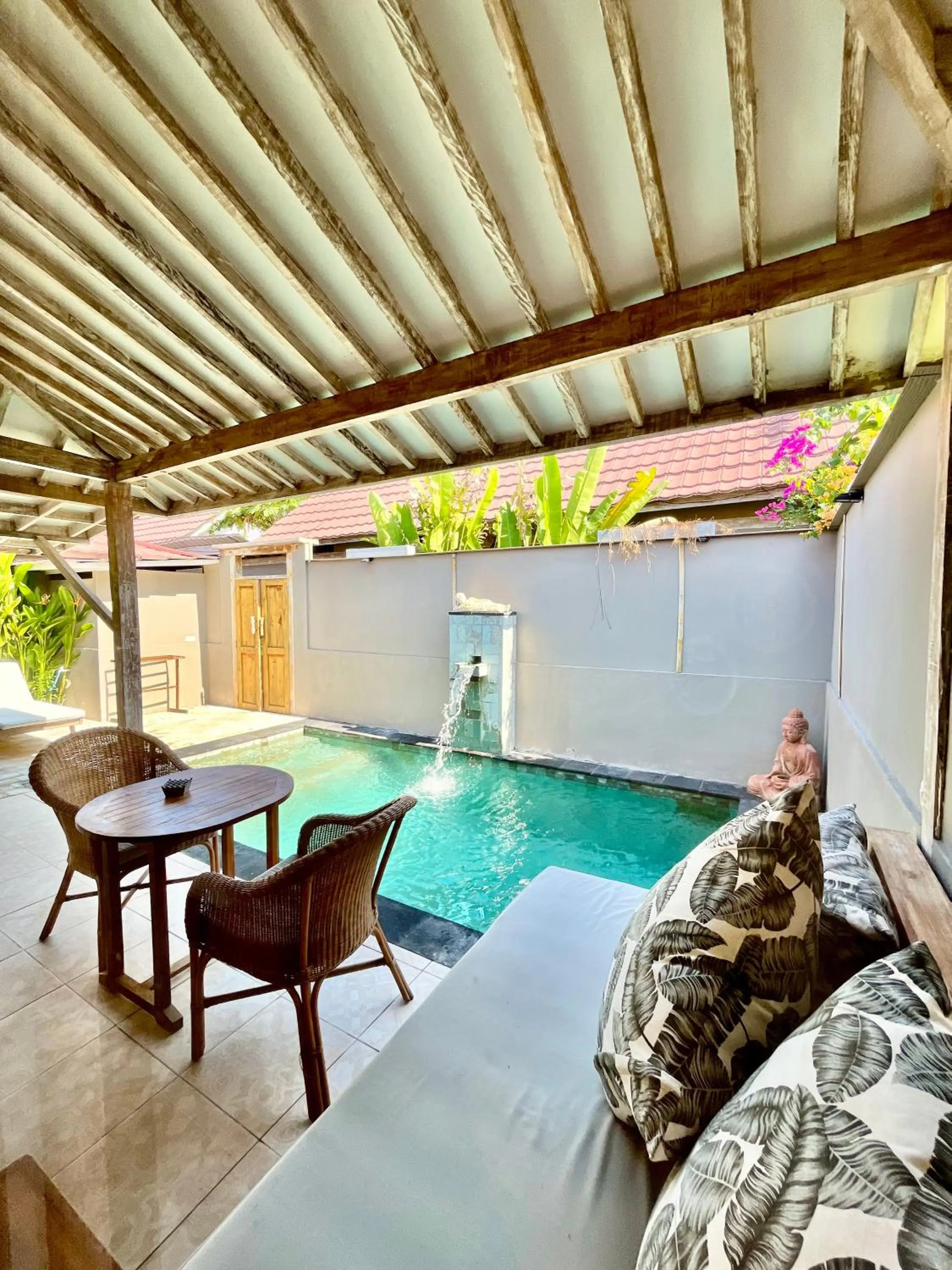 Pool view in GiliZen Resort - Private Pool Villas