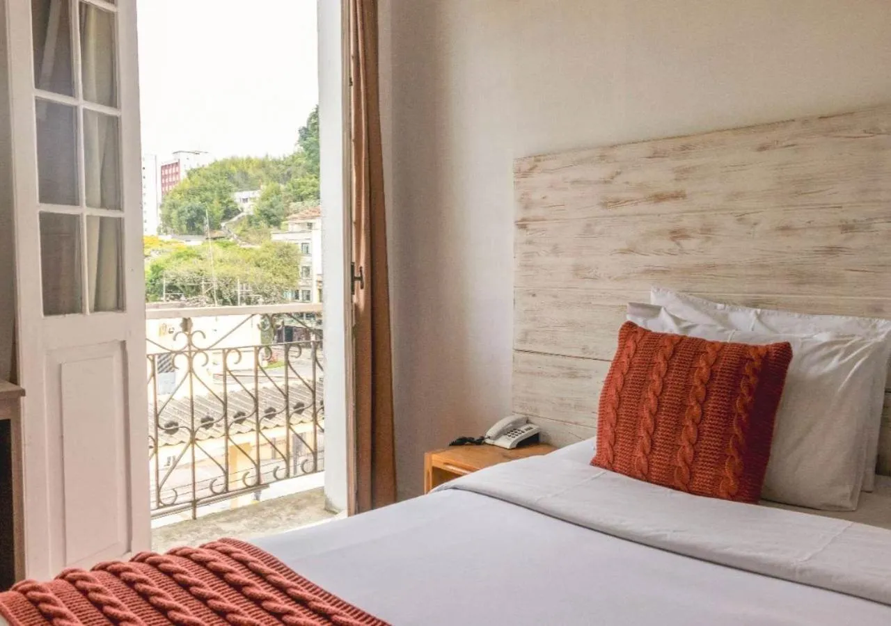 Bed in Grão Pará Petrópolis