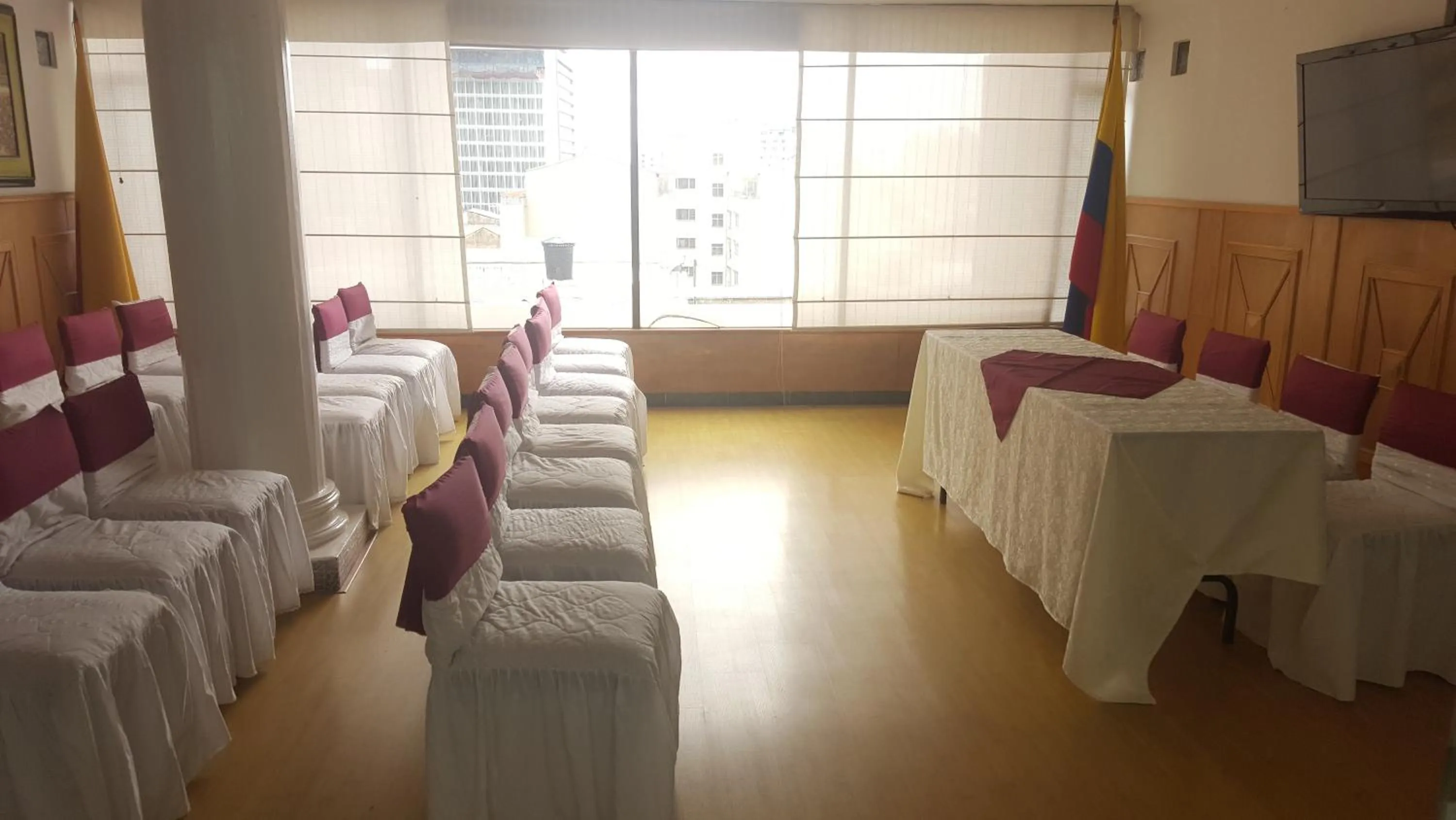 Business facilities, Bed in Hotel Inter Bogotá