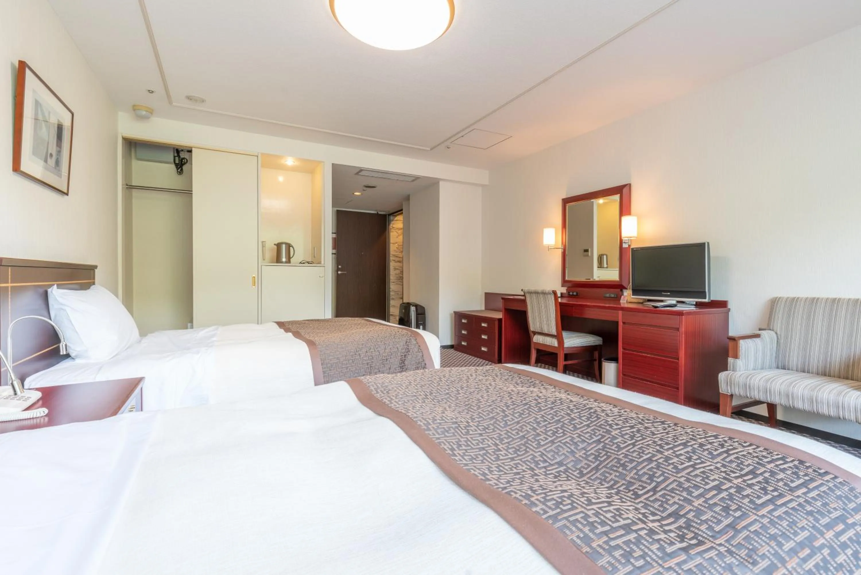 Photo of the whole room, Bed in Rembrandt Premium Fuji Gotenba