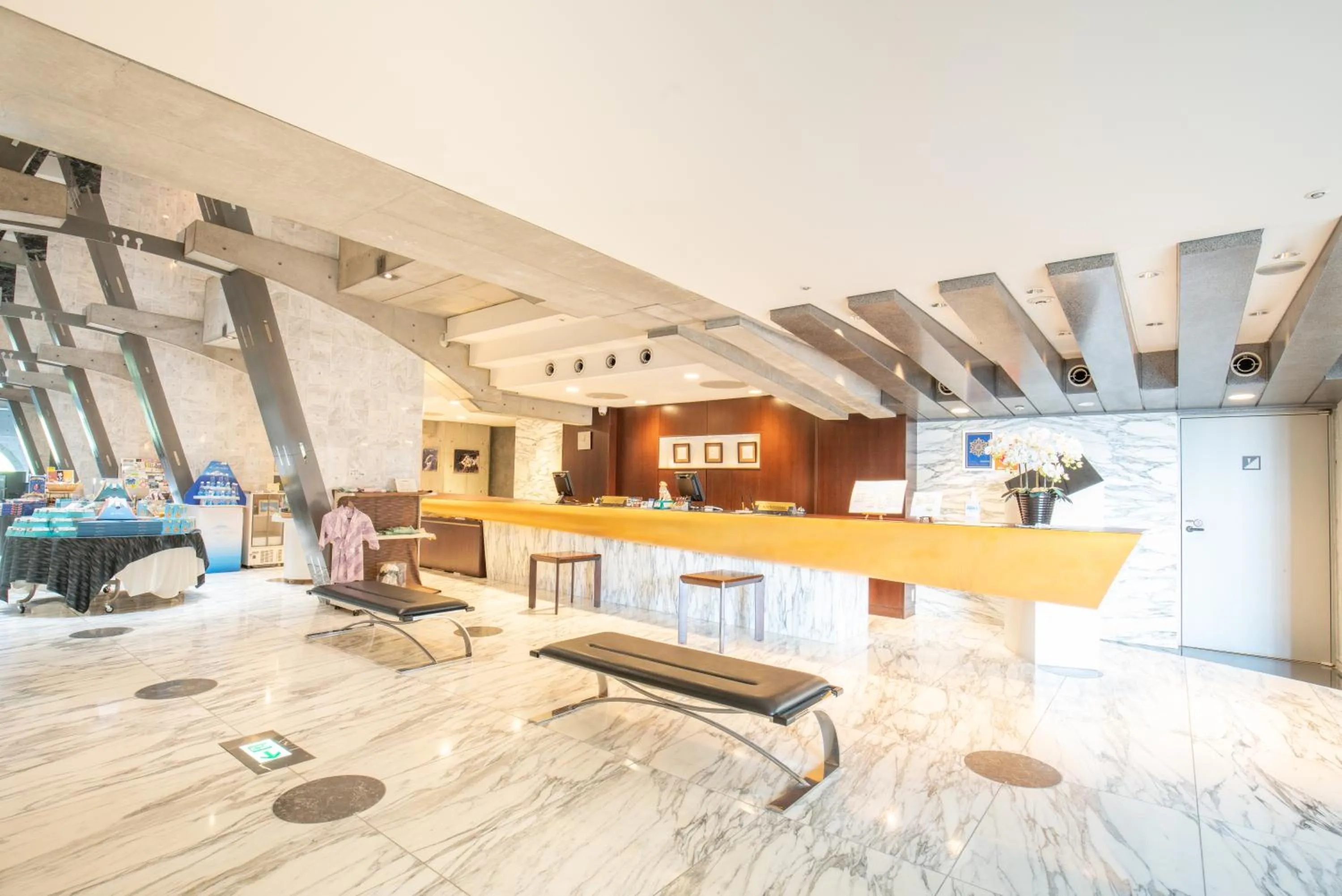Lobby or reception in Rembrandt Premium Fuji Gotenba