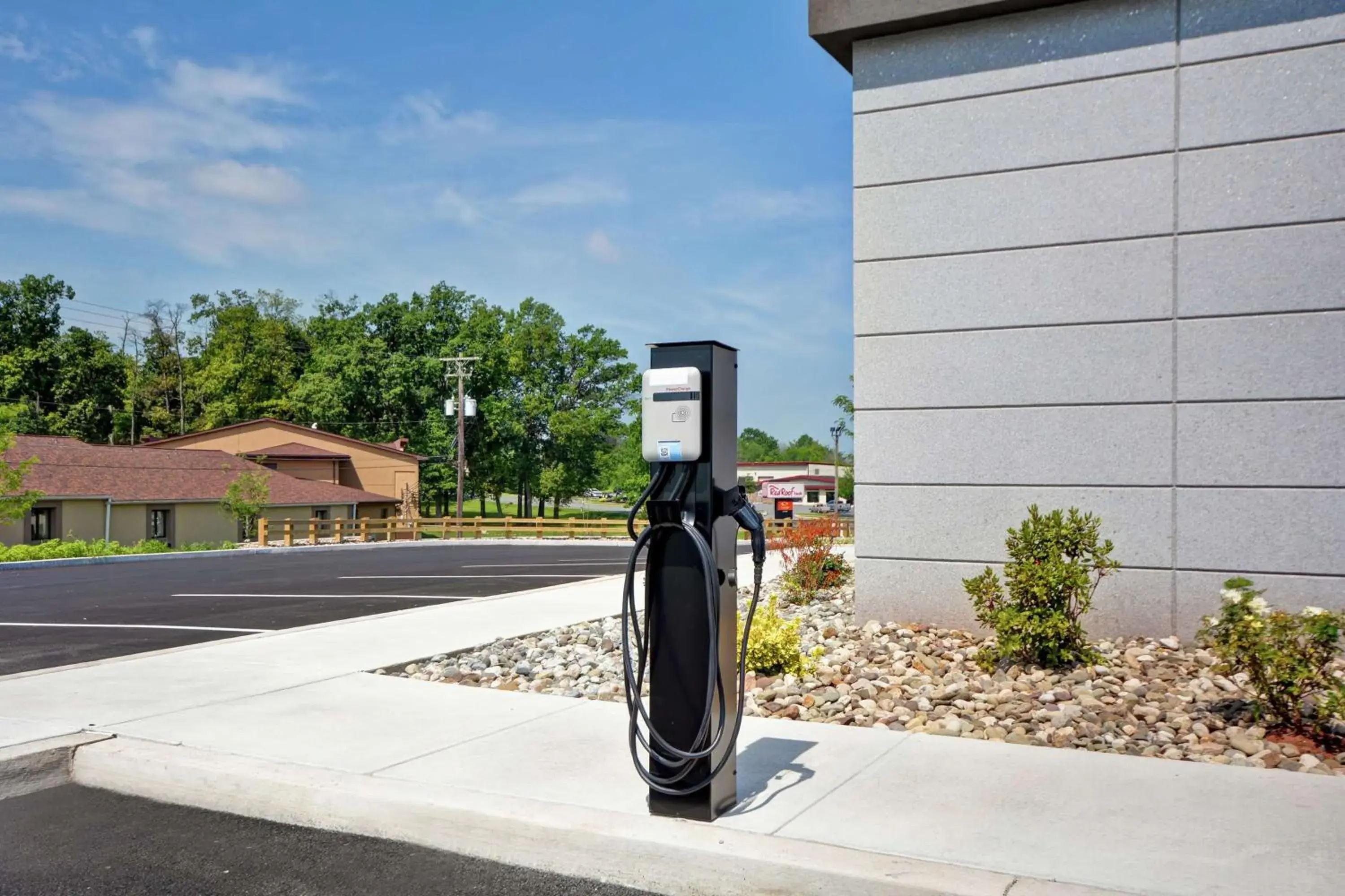 Property building in Tru By Hilton Denver, PA Property building in Tru By Hilton Denver, PA