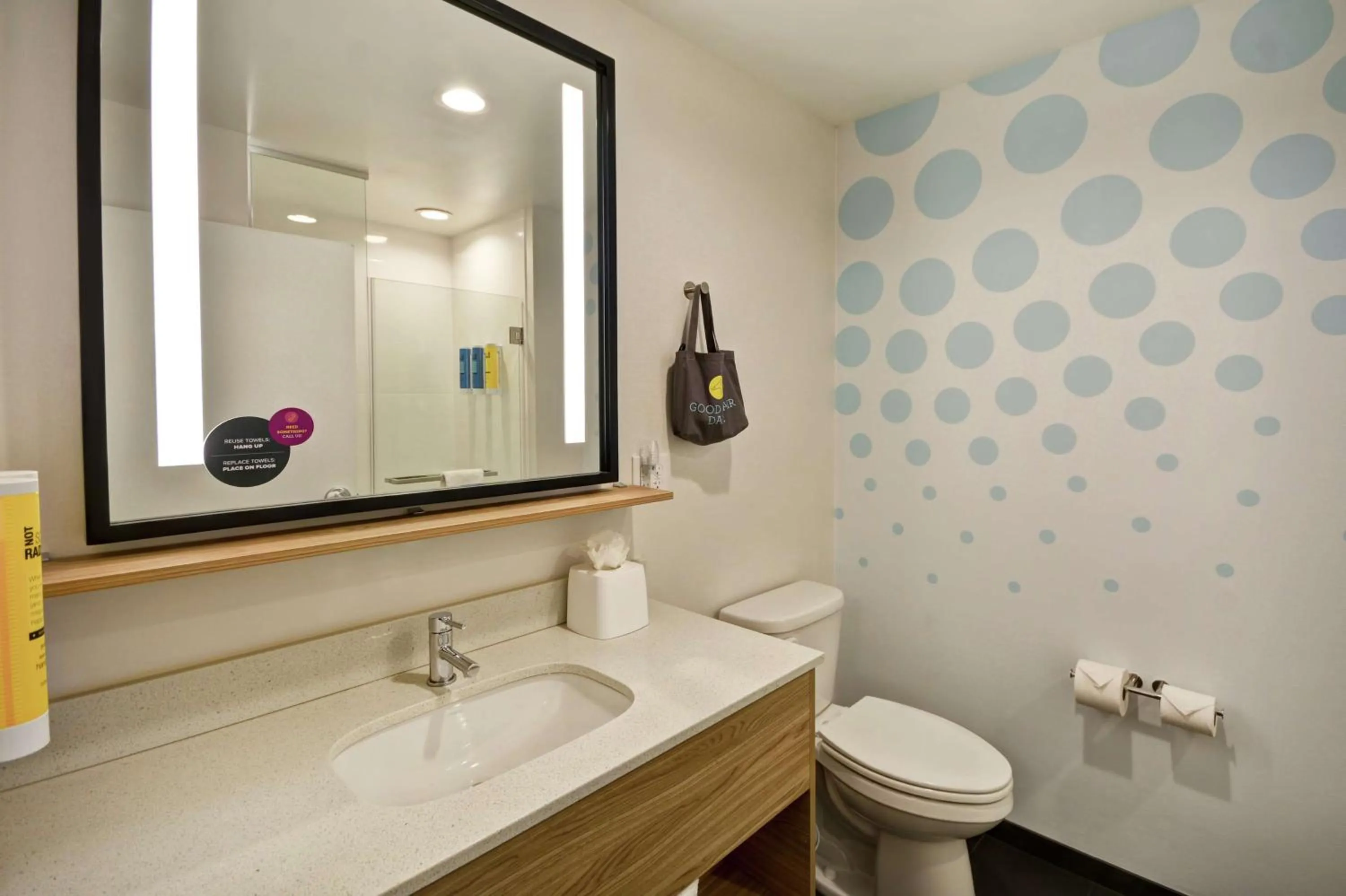 Bathroom in Tru By Hilton Denver, PA