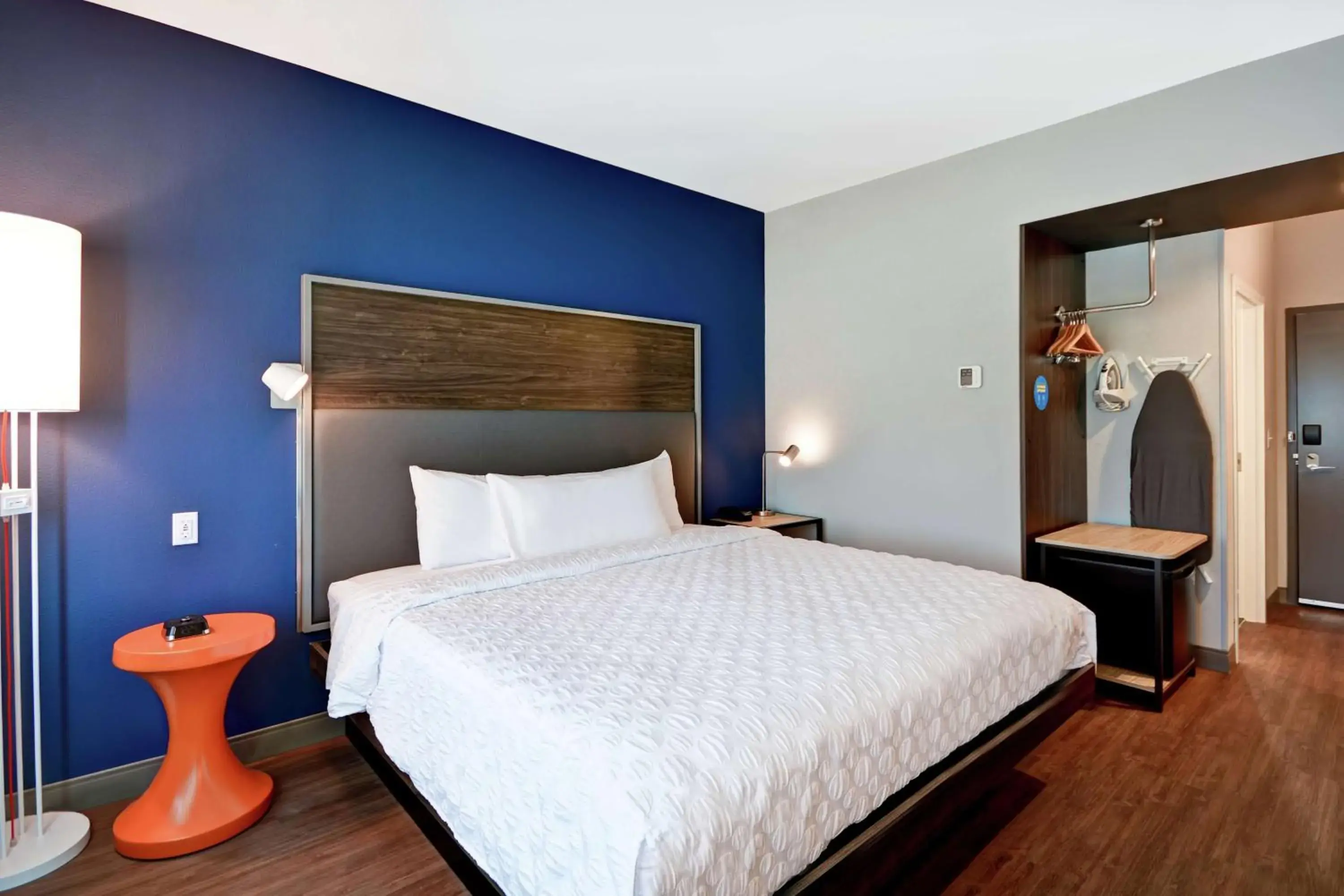 Photo of the whole room, Bed in Tru By Hilton Denver, PA Photo of the whole room, Bed in Tru By Hilton Denver, PA