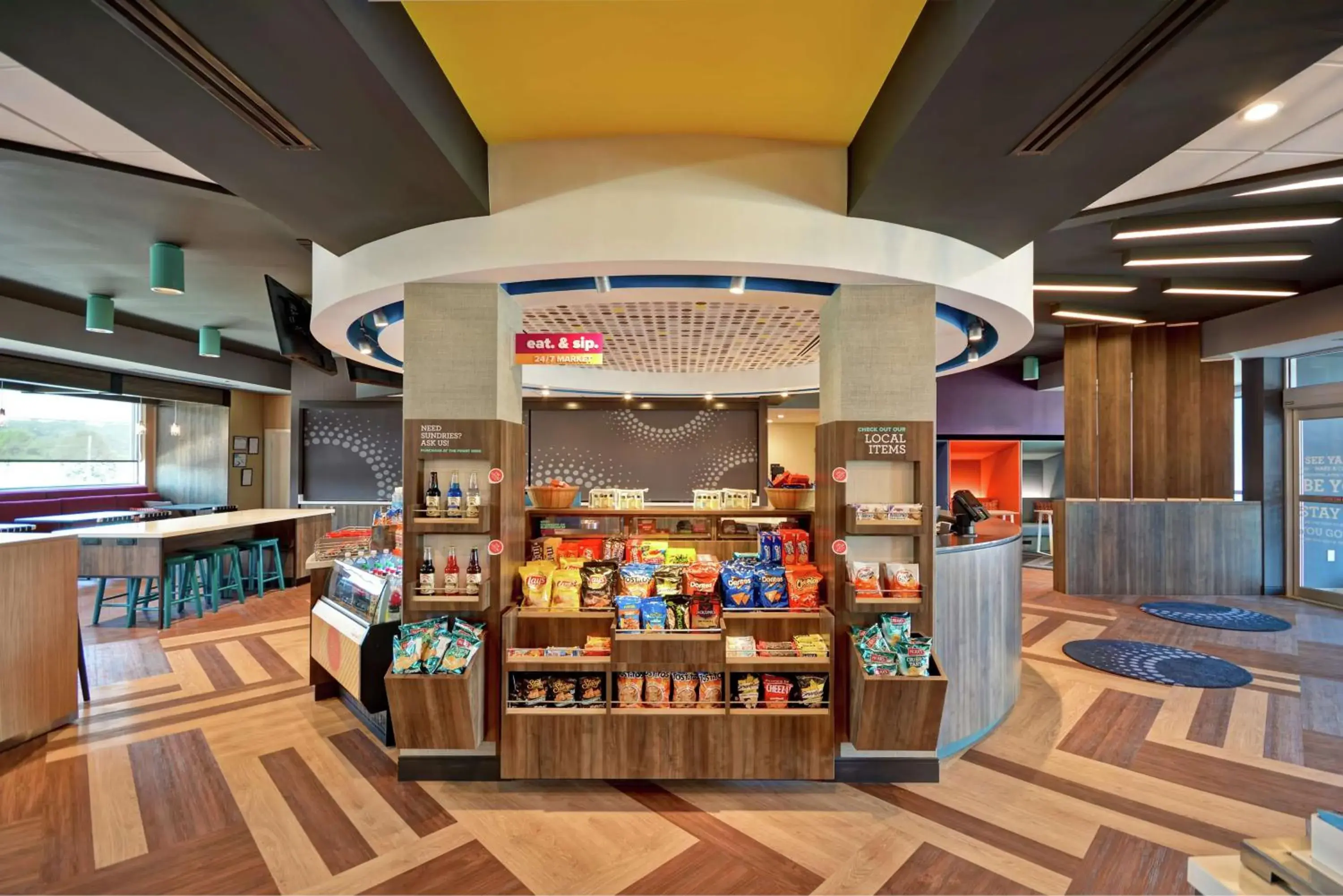 Restaurant/places to eat in Tru By Hilton Denver, PA Restaurant/places to eat in Tru By Hilton Denver, PA