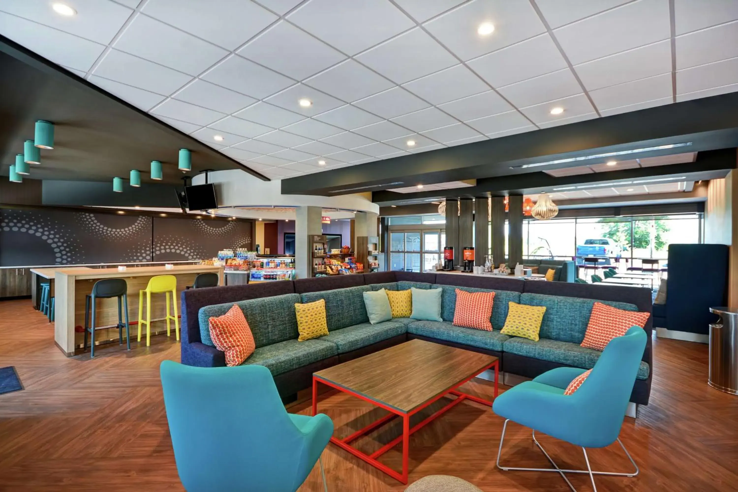 Lobby or reception in Tru By Hilton Denver, PA Lobby or reception in Tru By Hilton Denver, PA